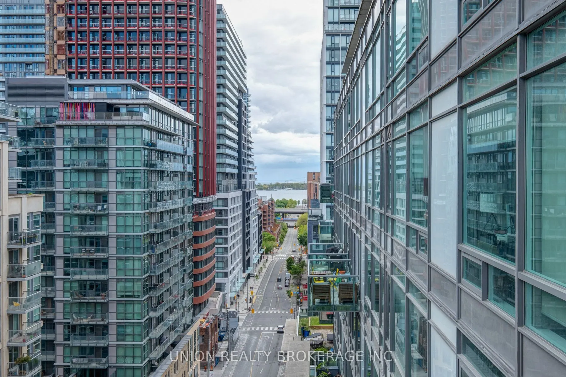 333 Adelaide Street E, #1205