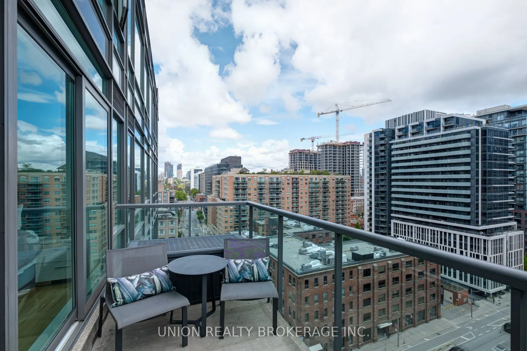 333 Adelaide Street E, #1205