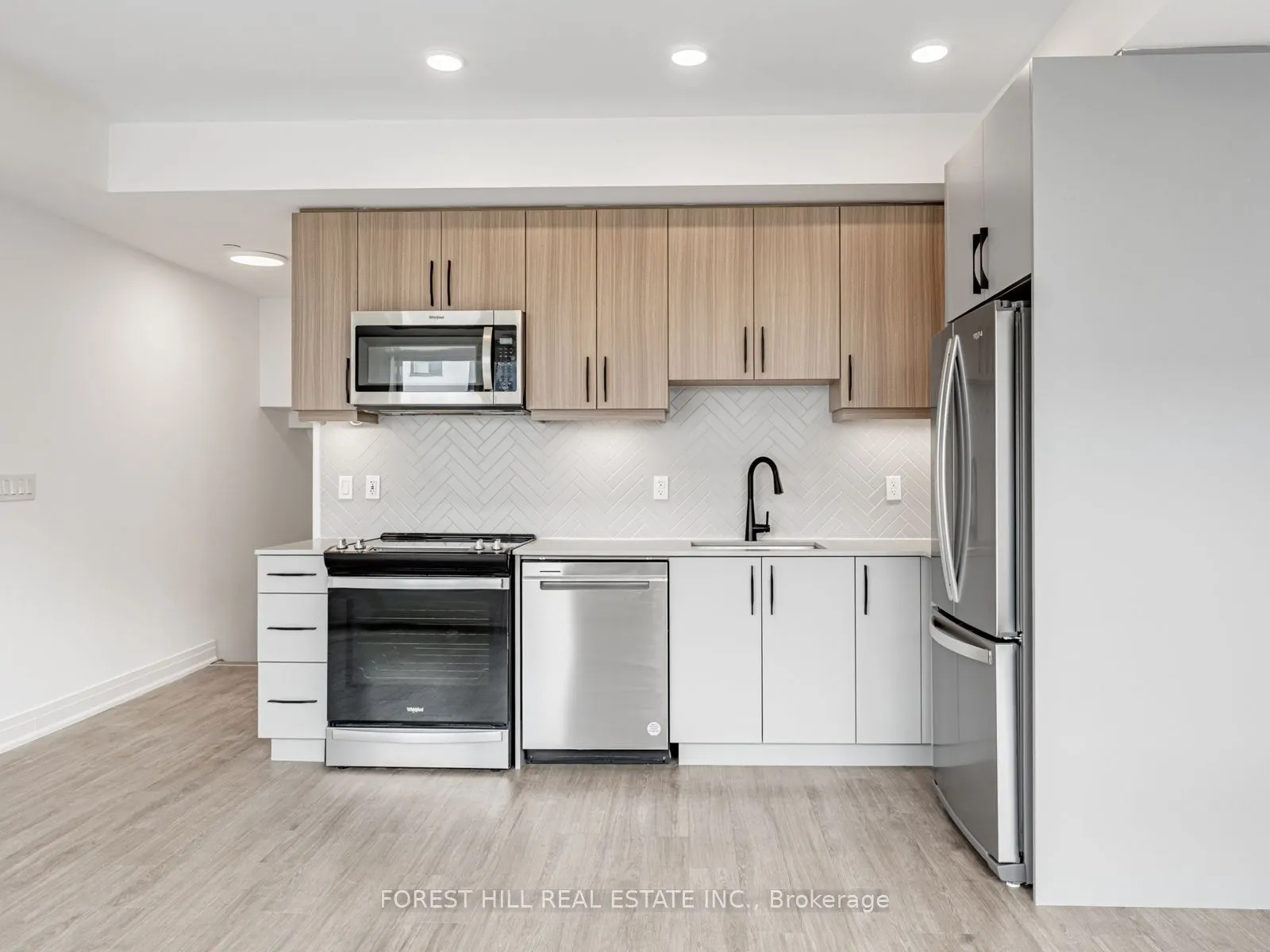 15 Brenthall Avenue, #7