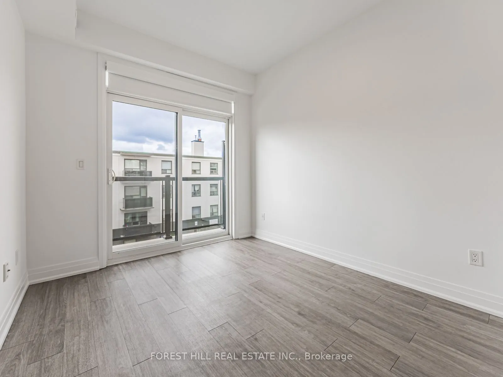 15 Brenthall Avenue, #7