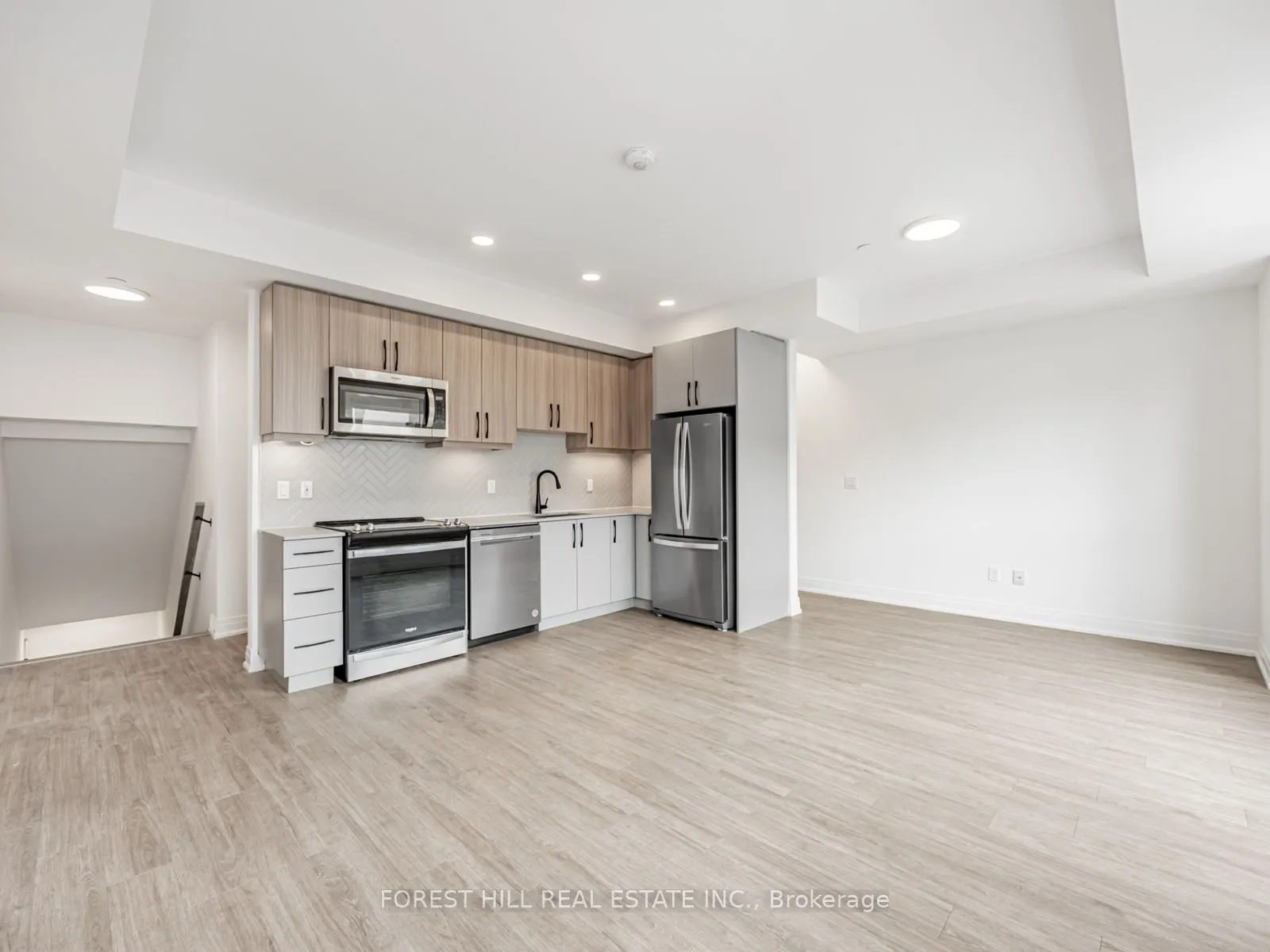 15 Brenthall Avenue, #7
