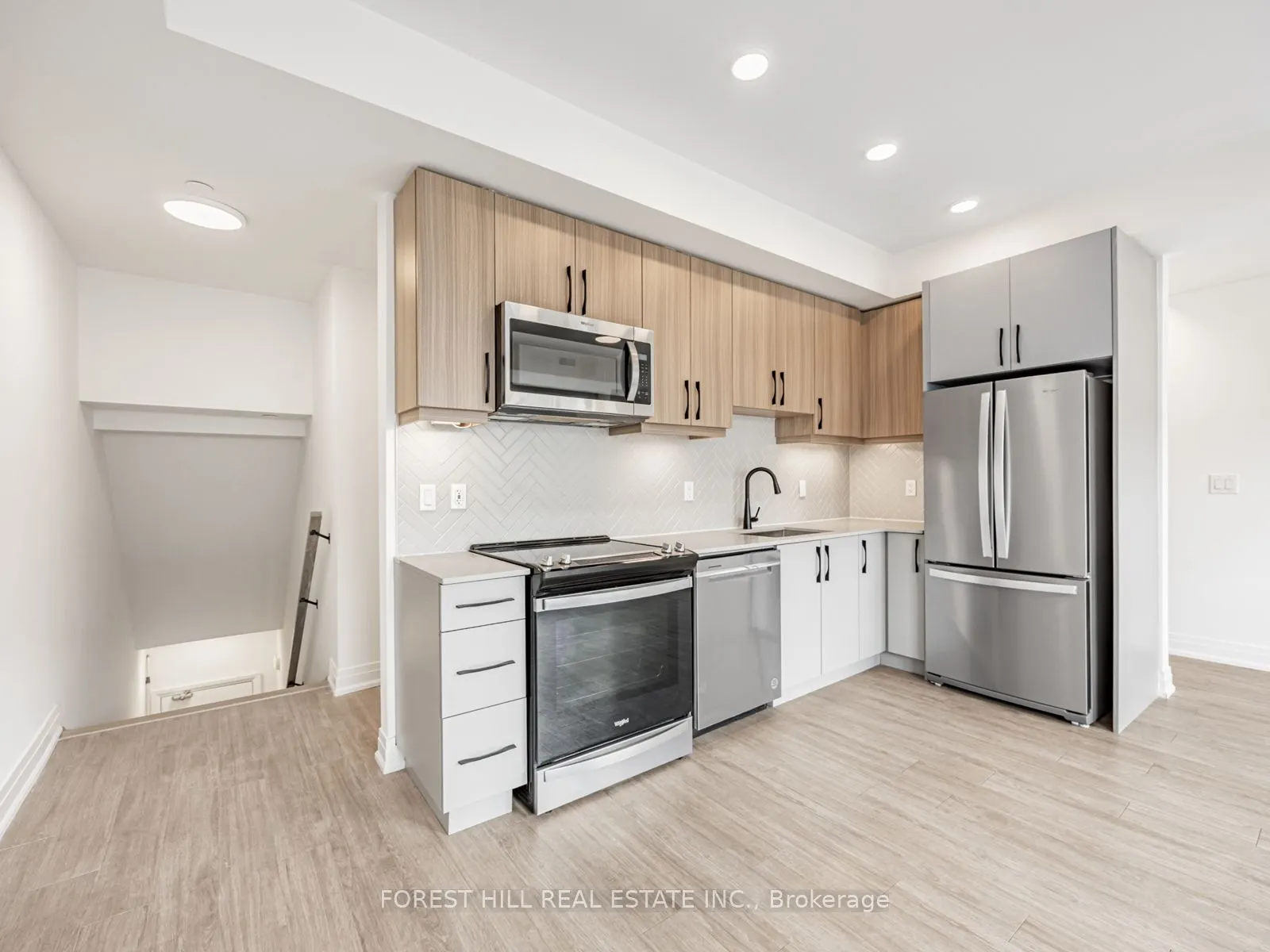 15 Brenthall Avenue, #7