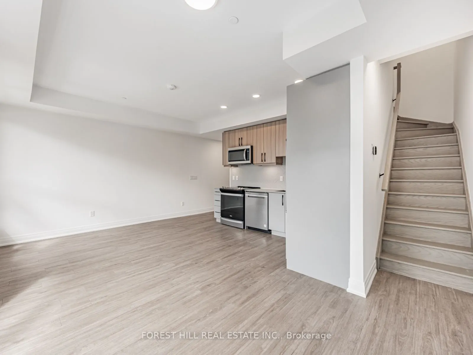 15 Brenthall Avenue, #7