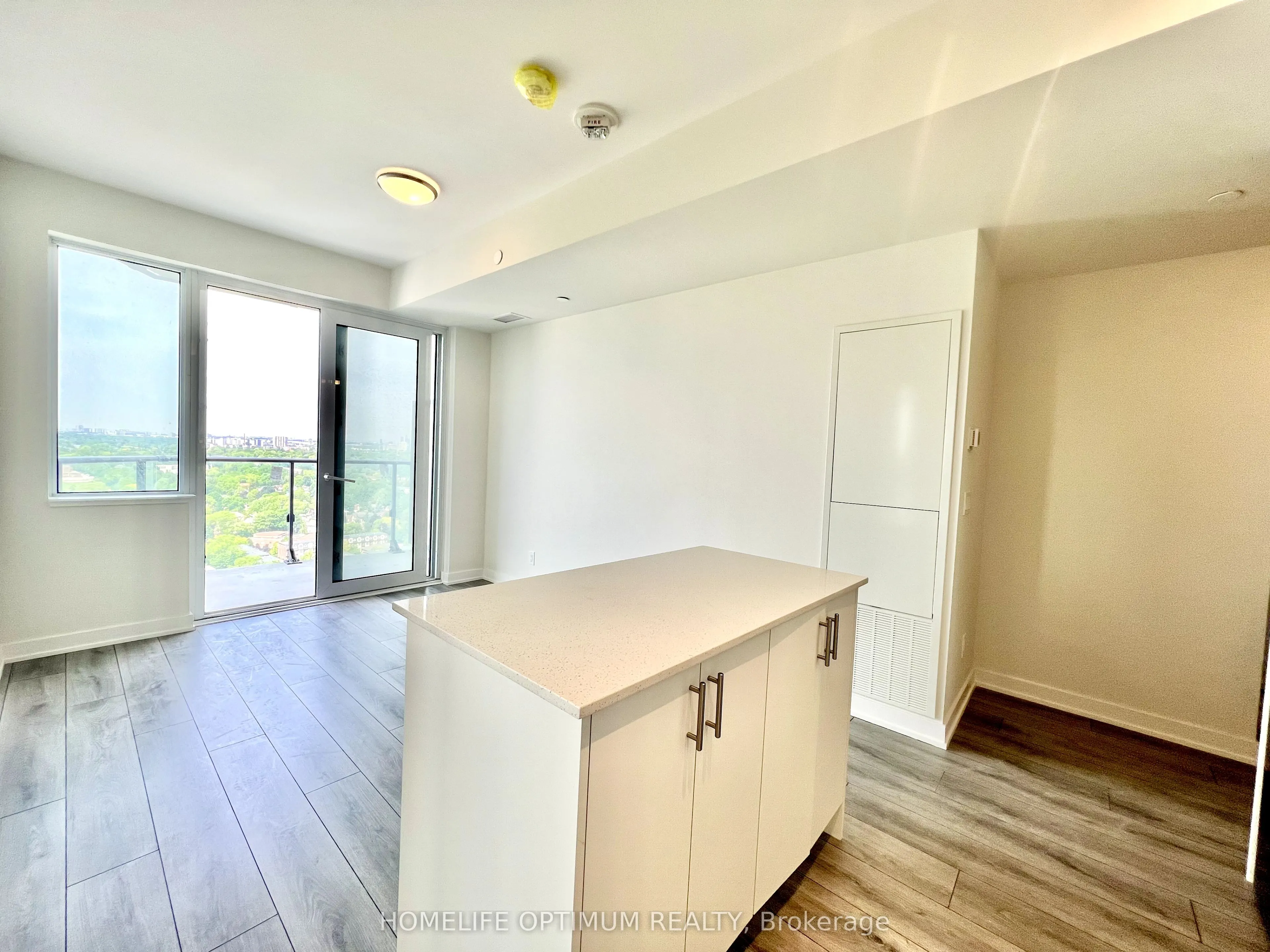 15 Ellerslie Avenue #2405