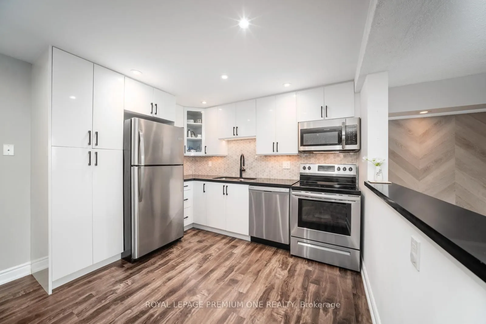 1338 York Mills Road, #1606