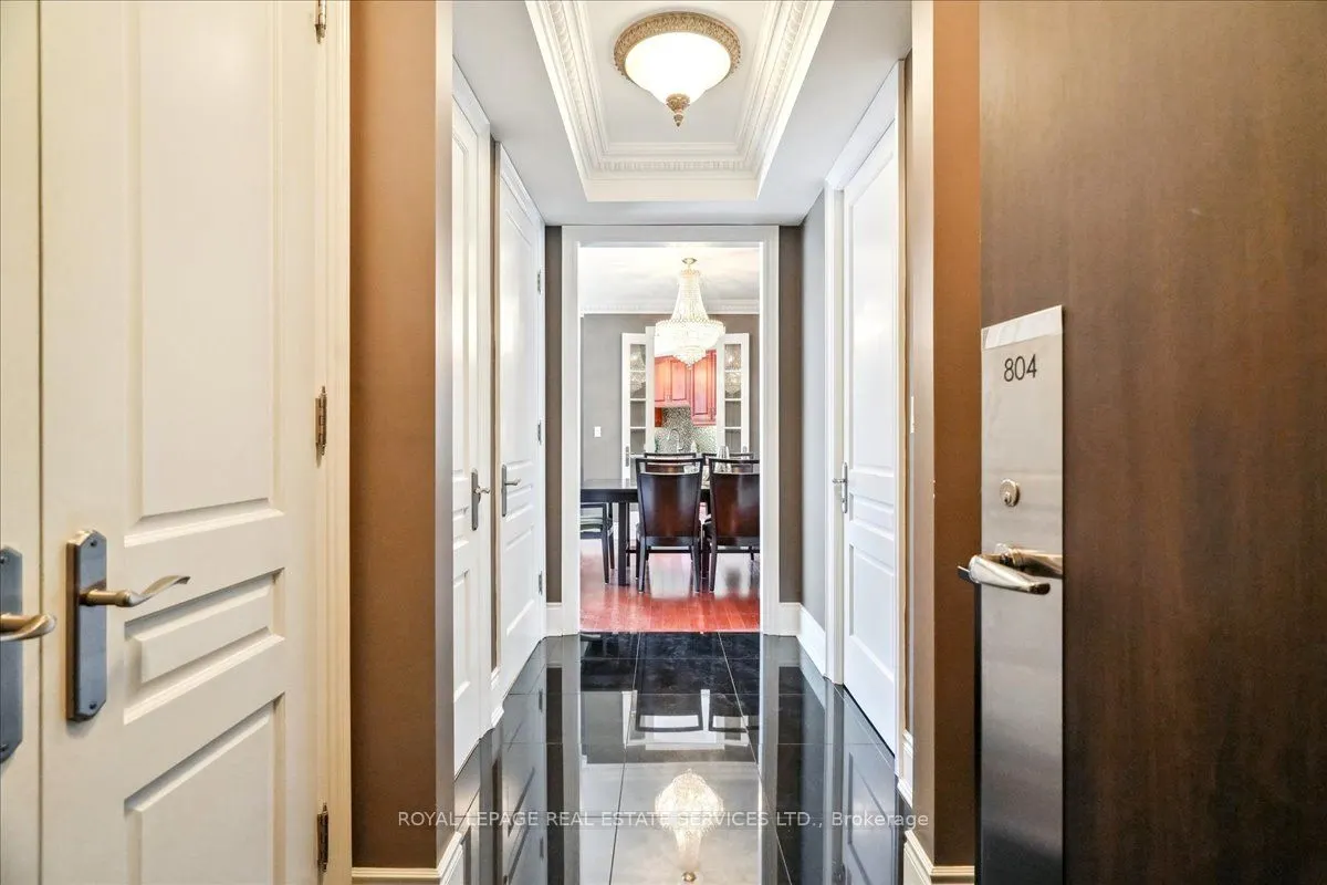 10 Bellair Street, #804