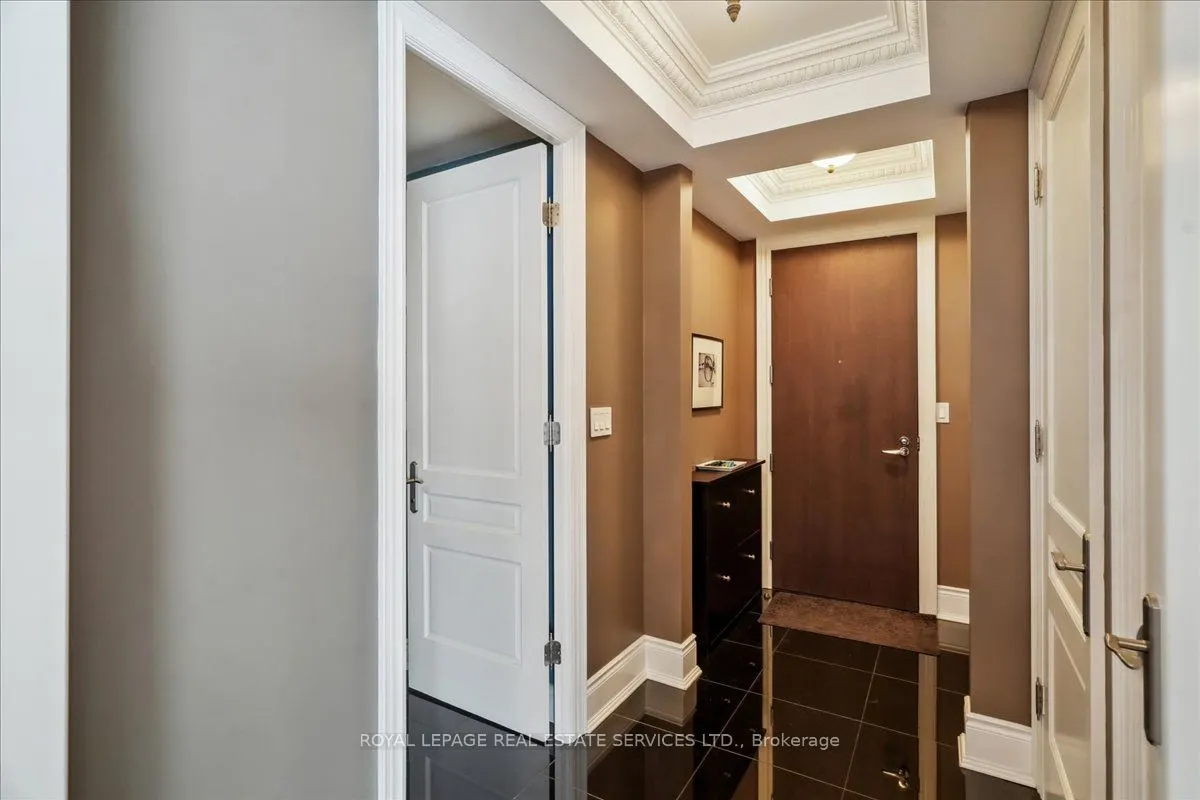10 Bellair Street, #804