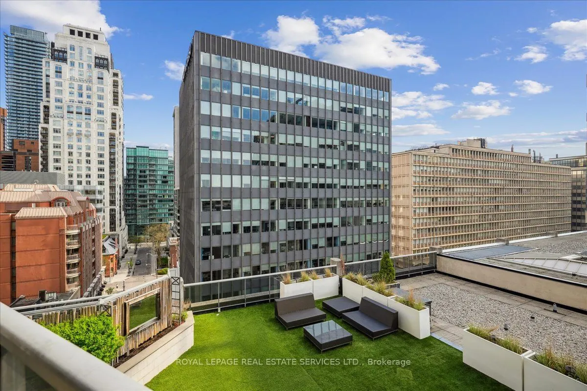 10 Bellair Street, #804