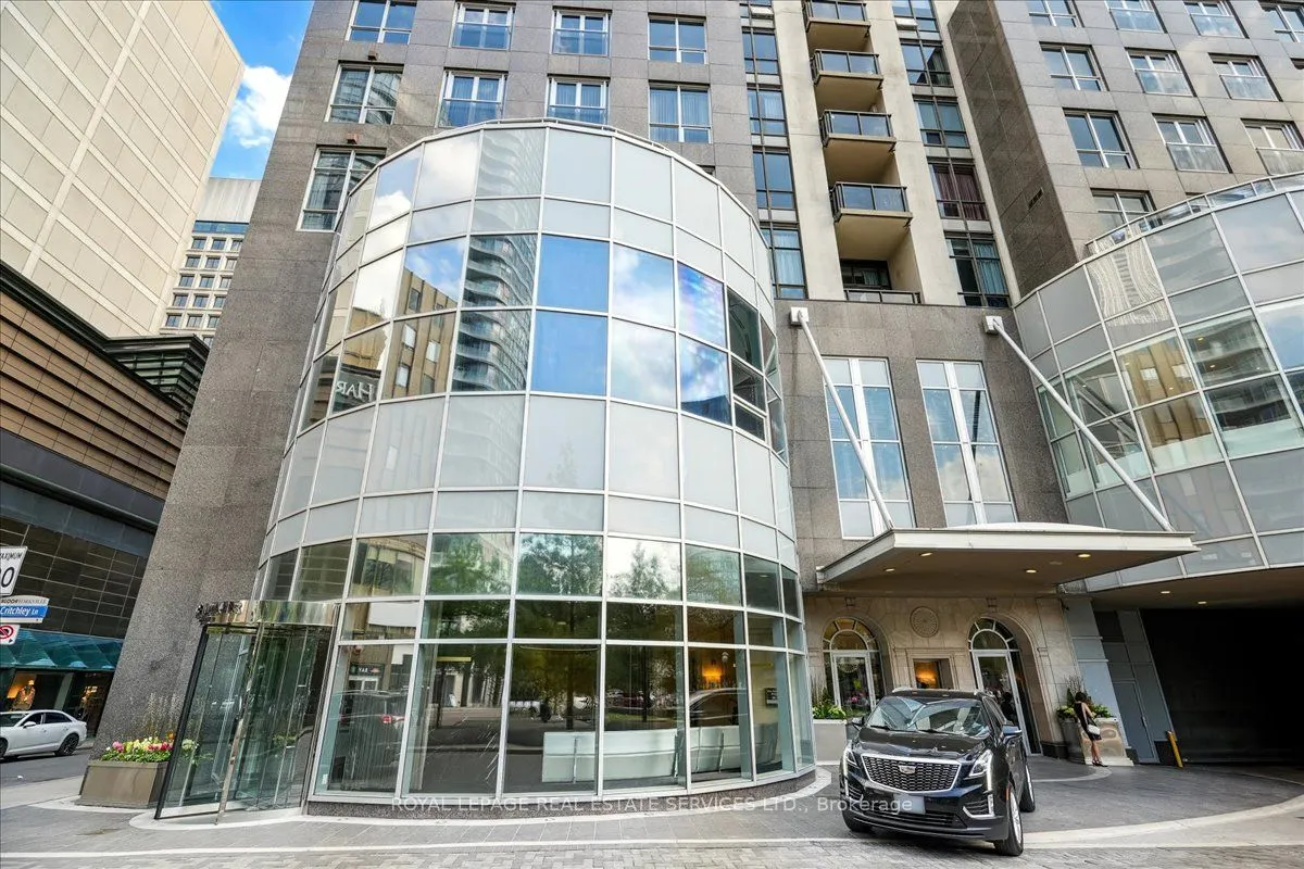 10 Bellair Street, #804