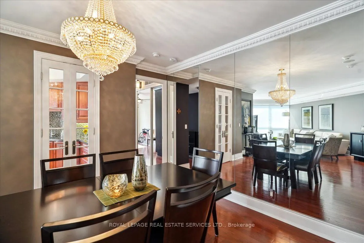 10 Bellair Street, #804