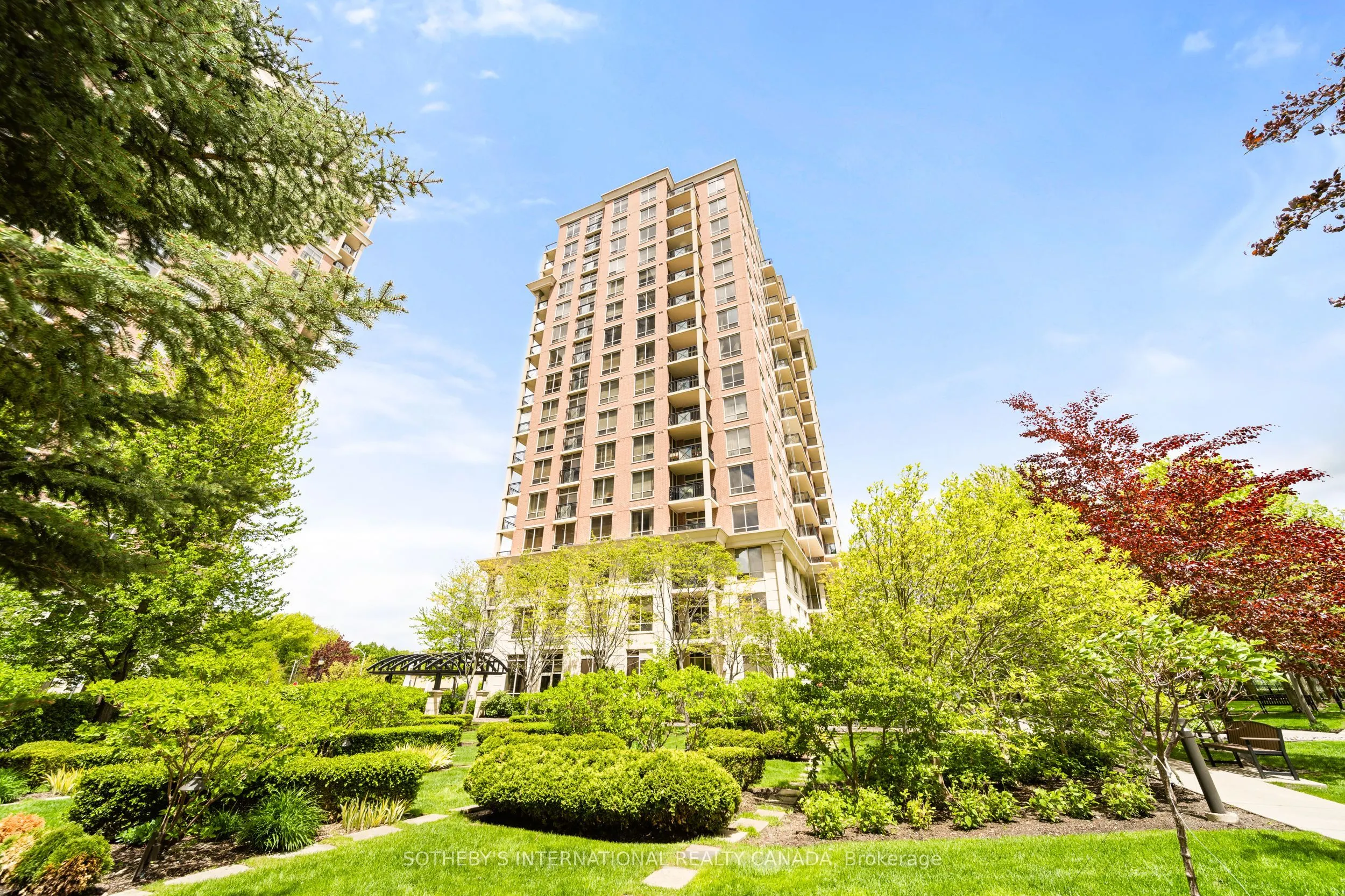 1105 Leslie Street, #903
