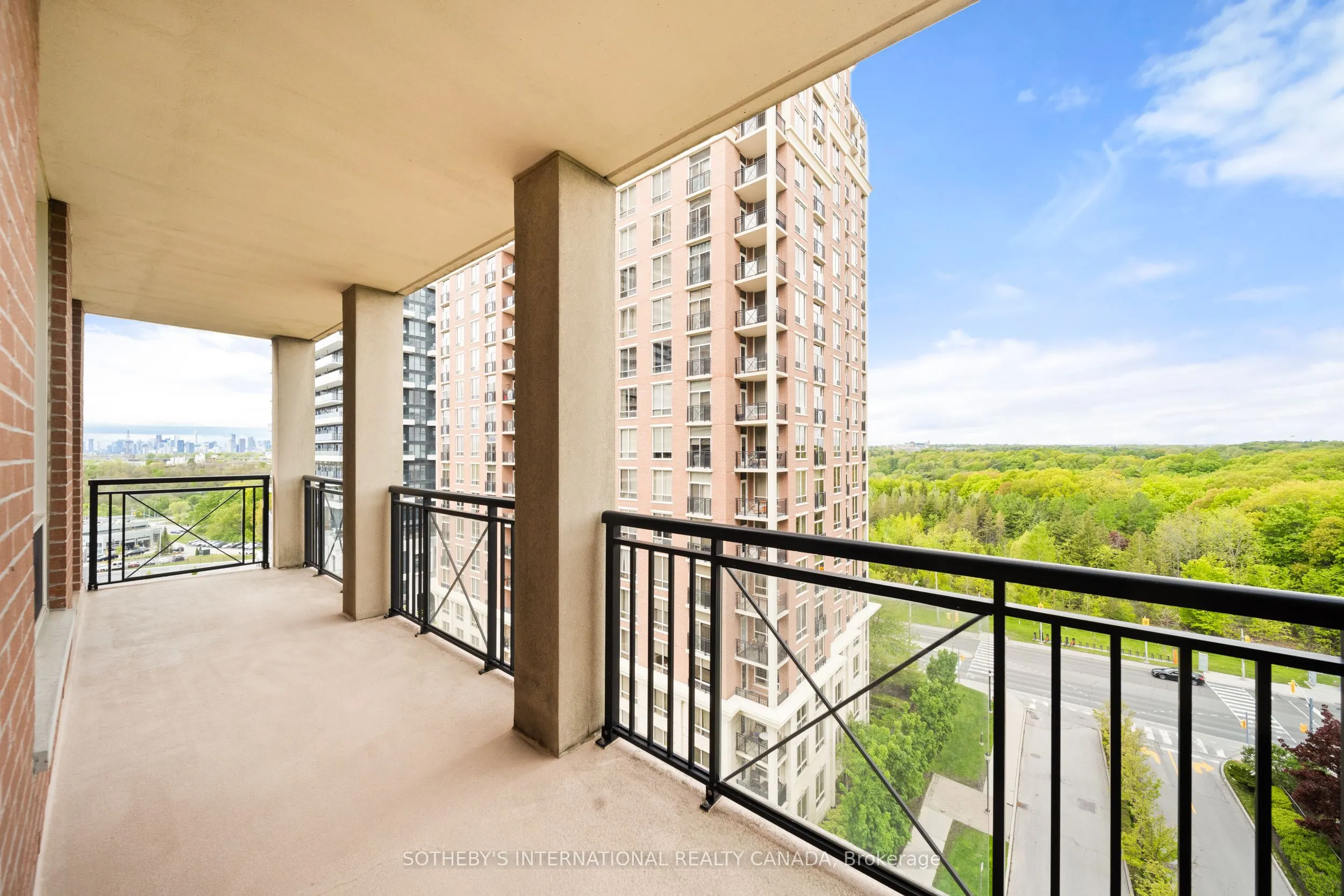 1105 Leslie Street, #903