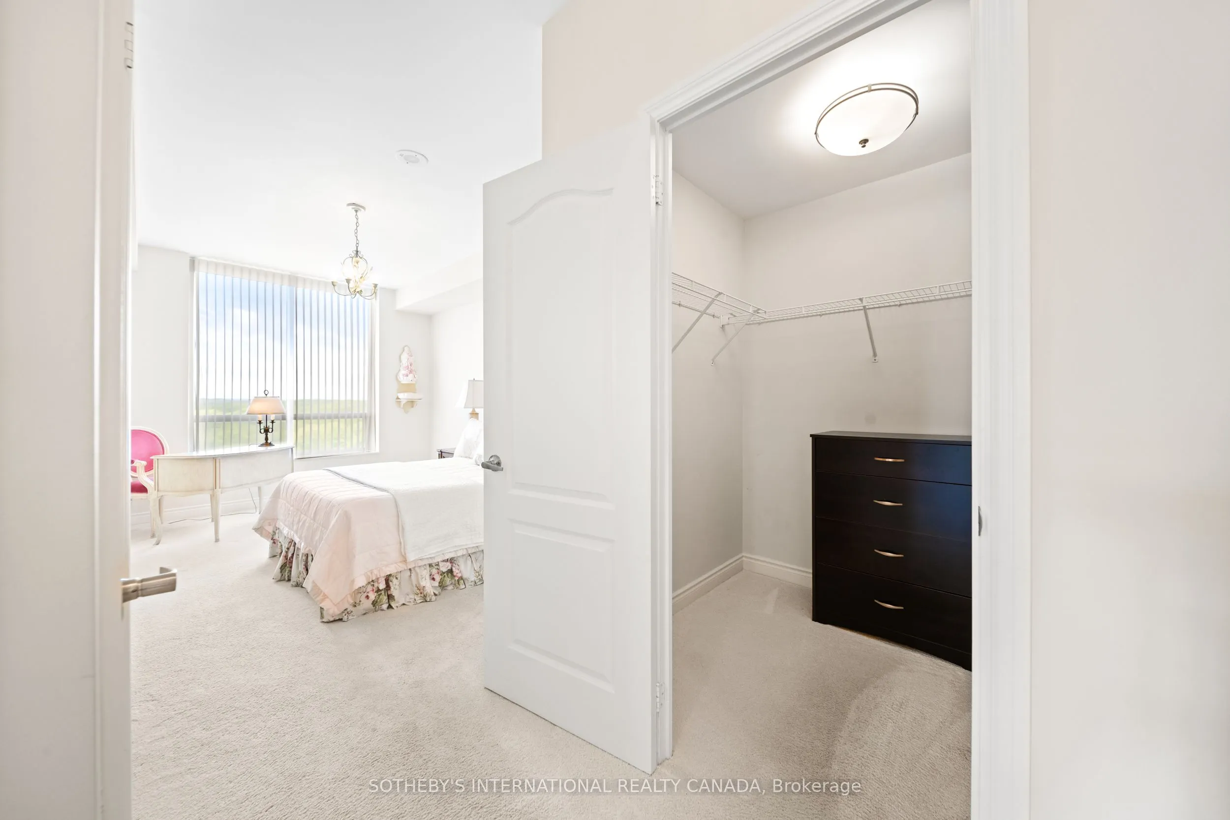 1105 Leslie Street, #903