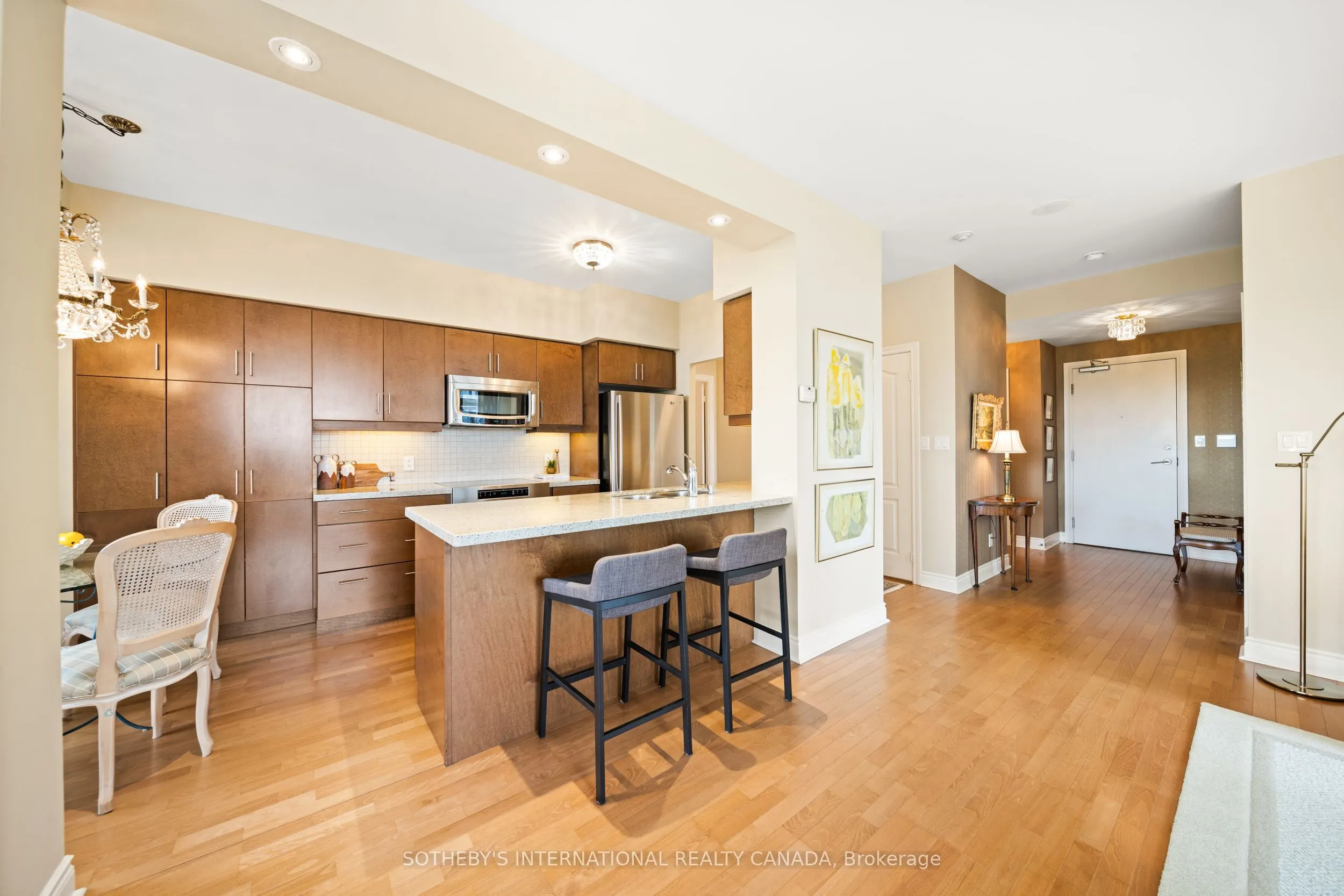 1105 Leslie Street, #903