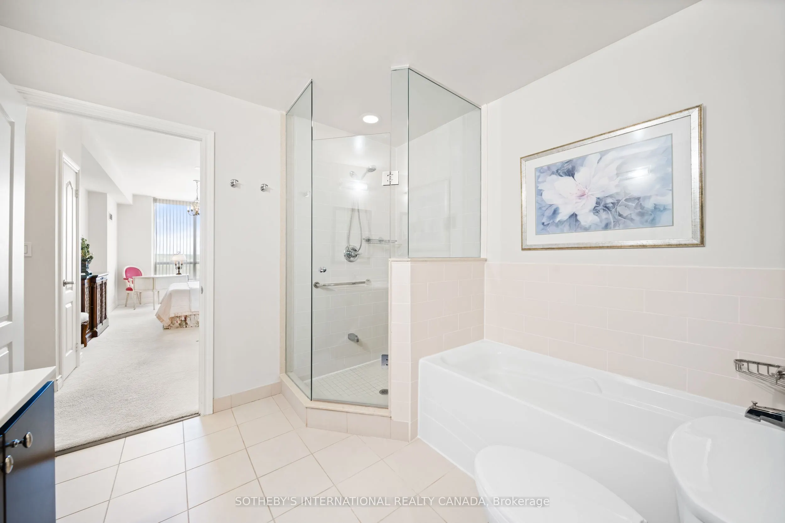 1105 Leslie Street, #903