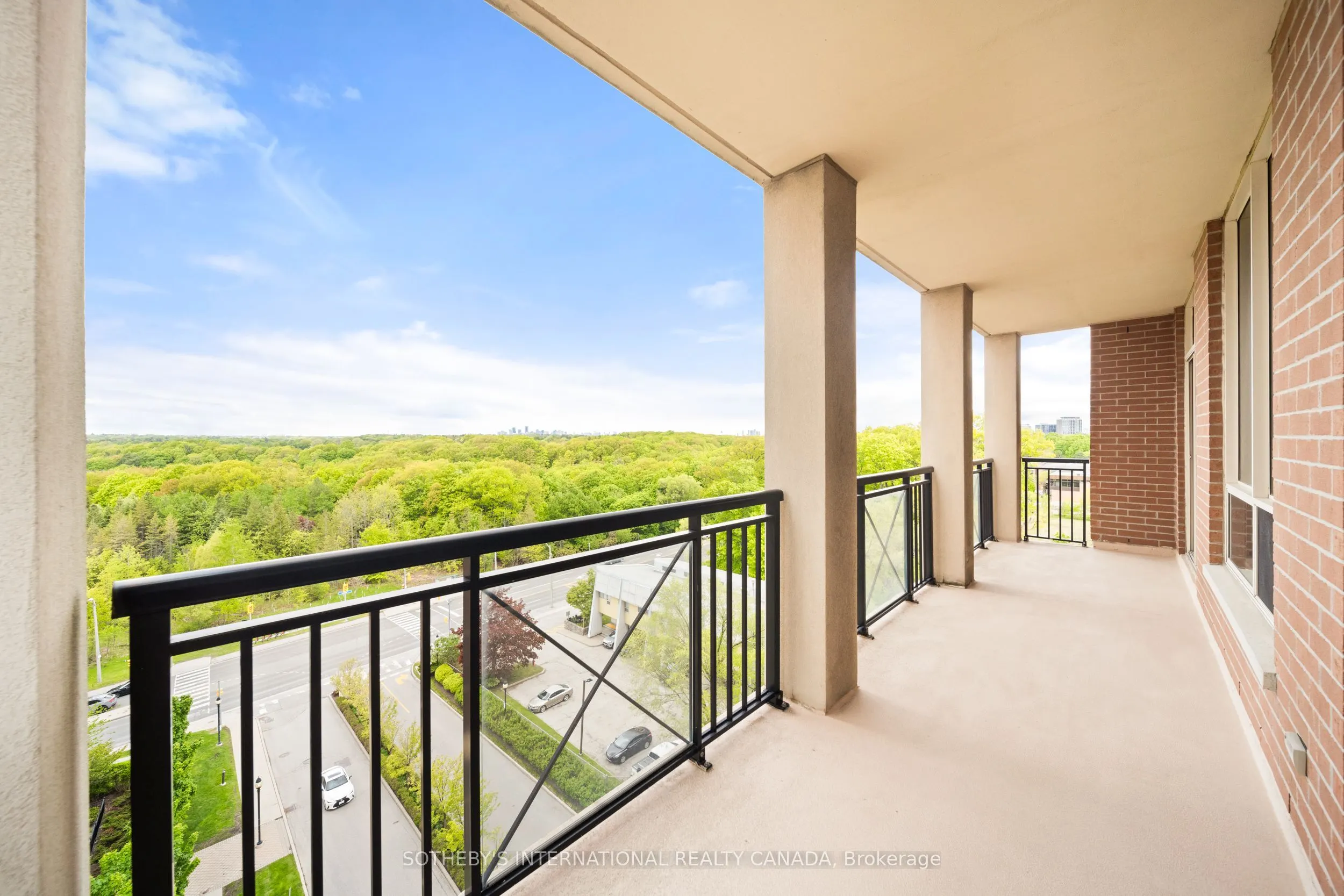 1105 Leslie Street, #903