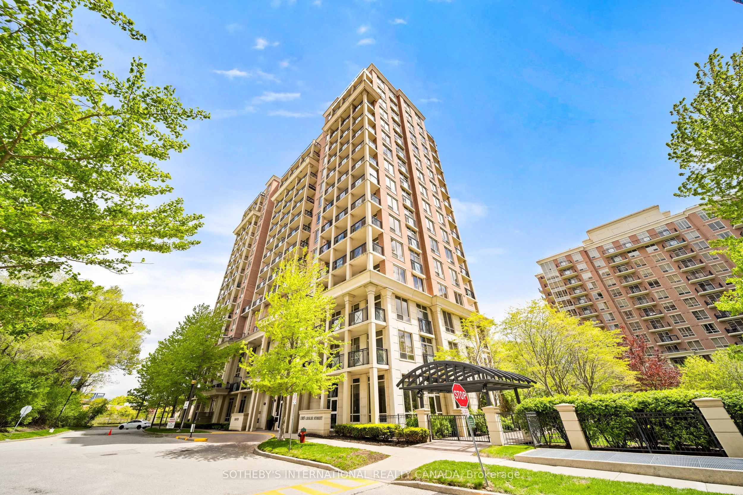 1105 Leslie Street, #903
