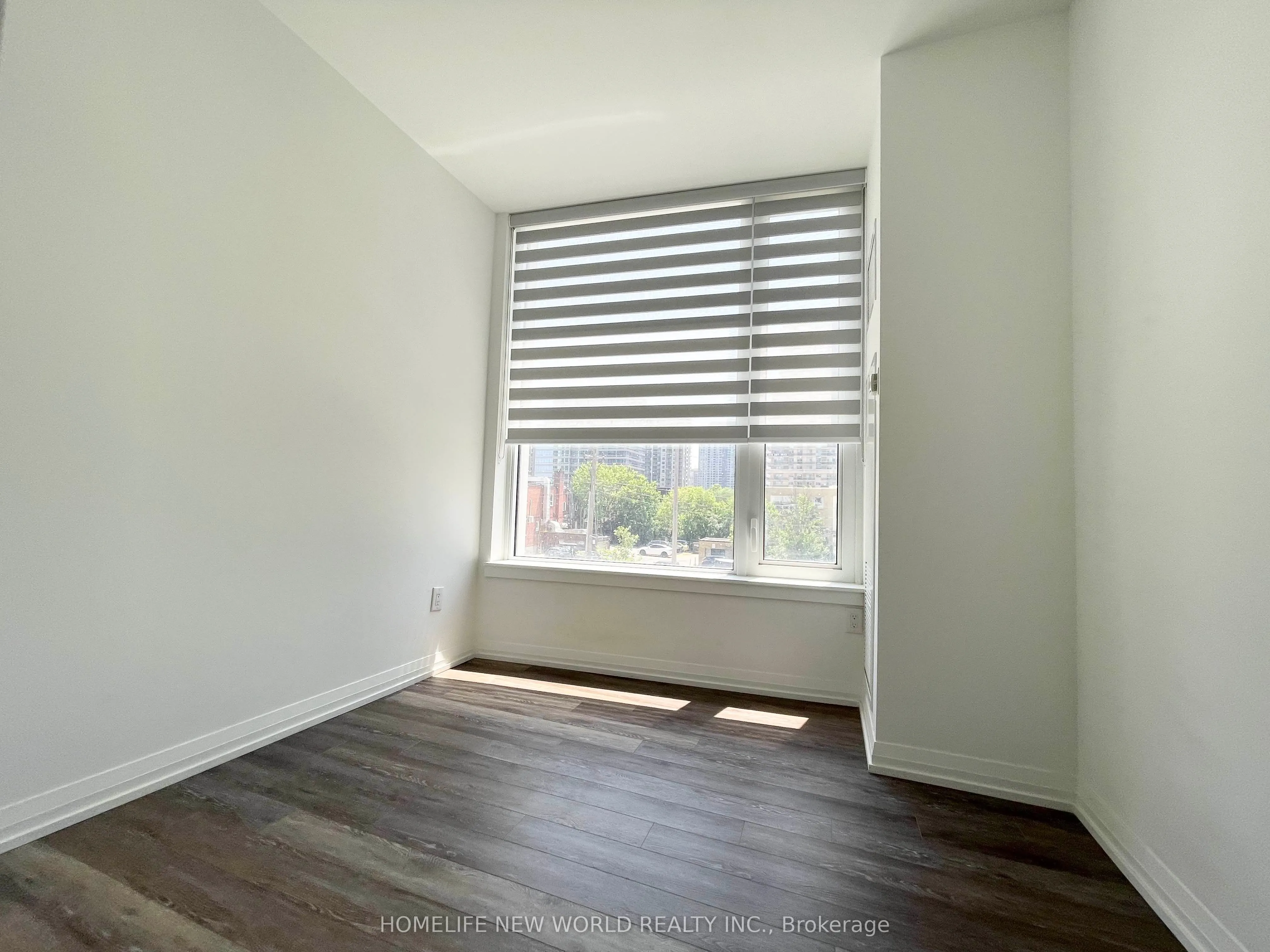 75 Canterbury Place #207