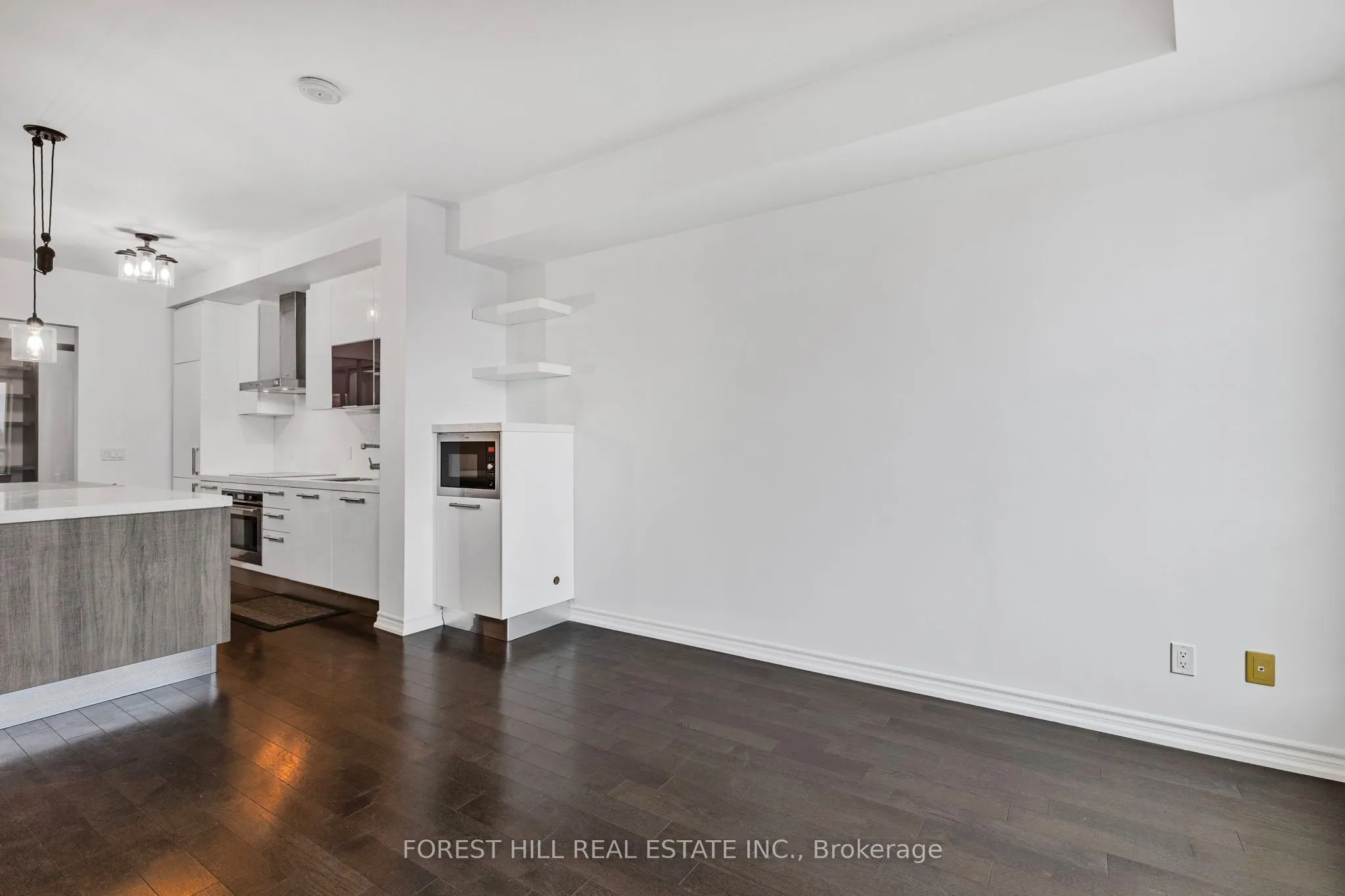 23 Glebe Road W, #609