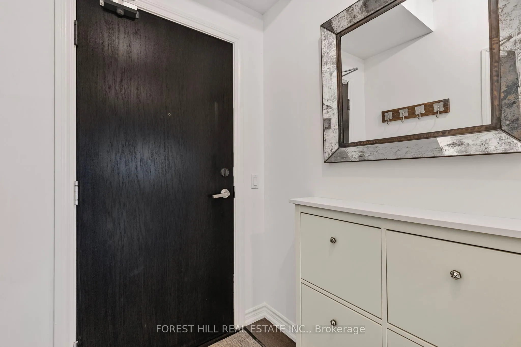 23 Glebe Road W, #609