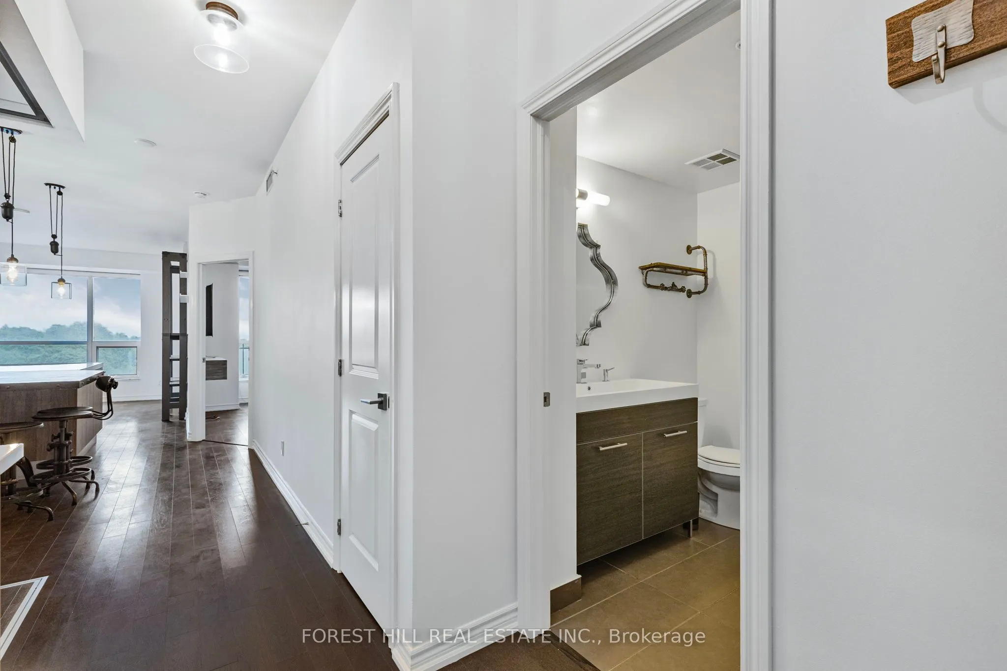 23 Glebe Road W, #609
