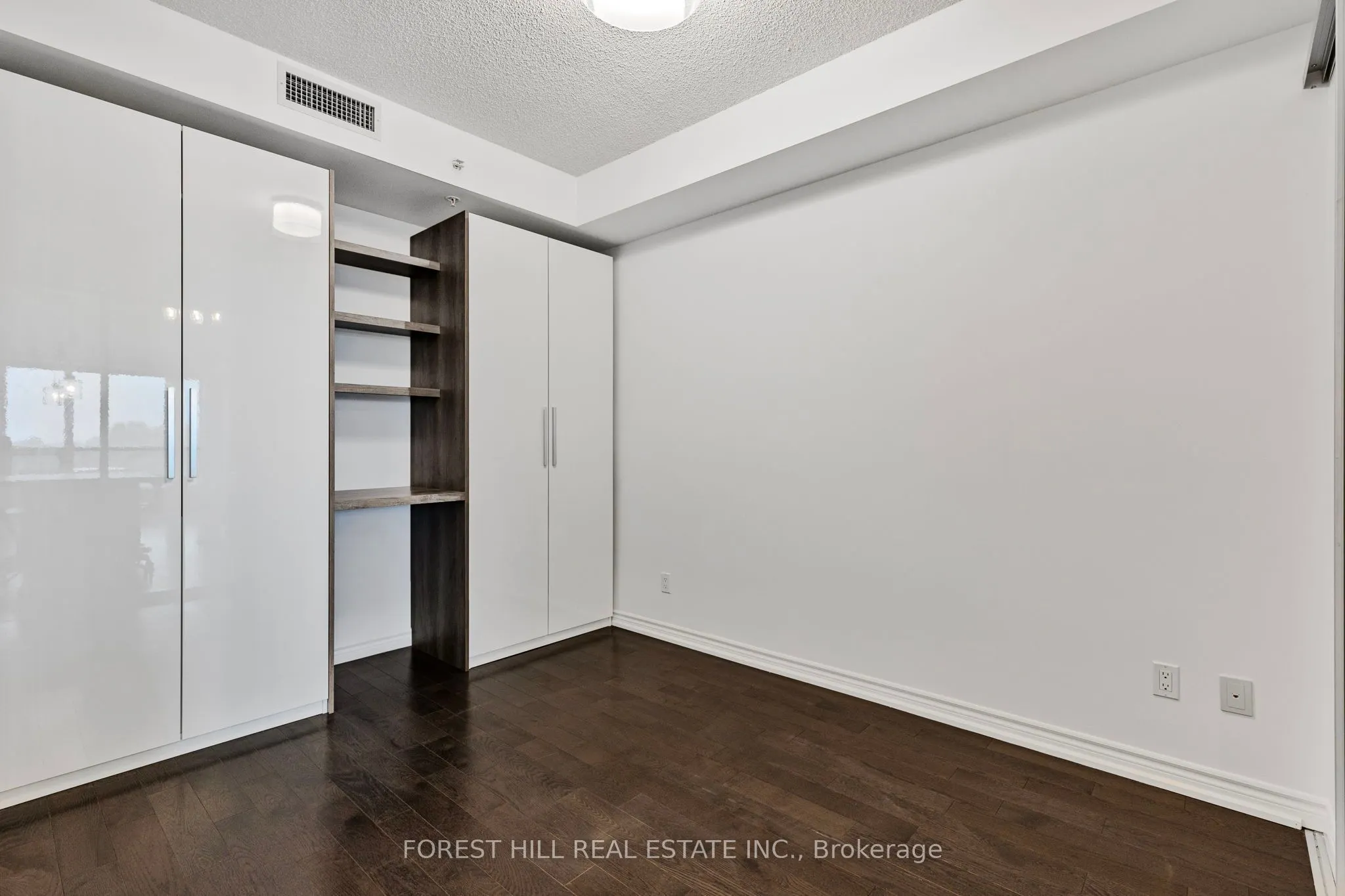 23 Glebe Road W, #609