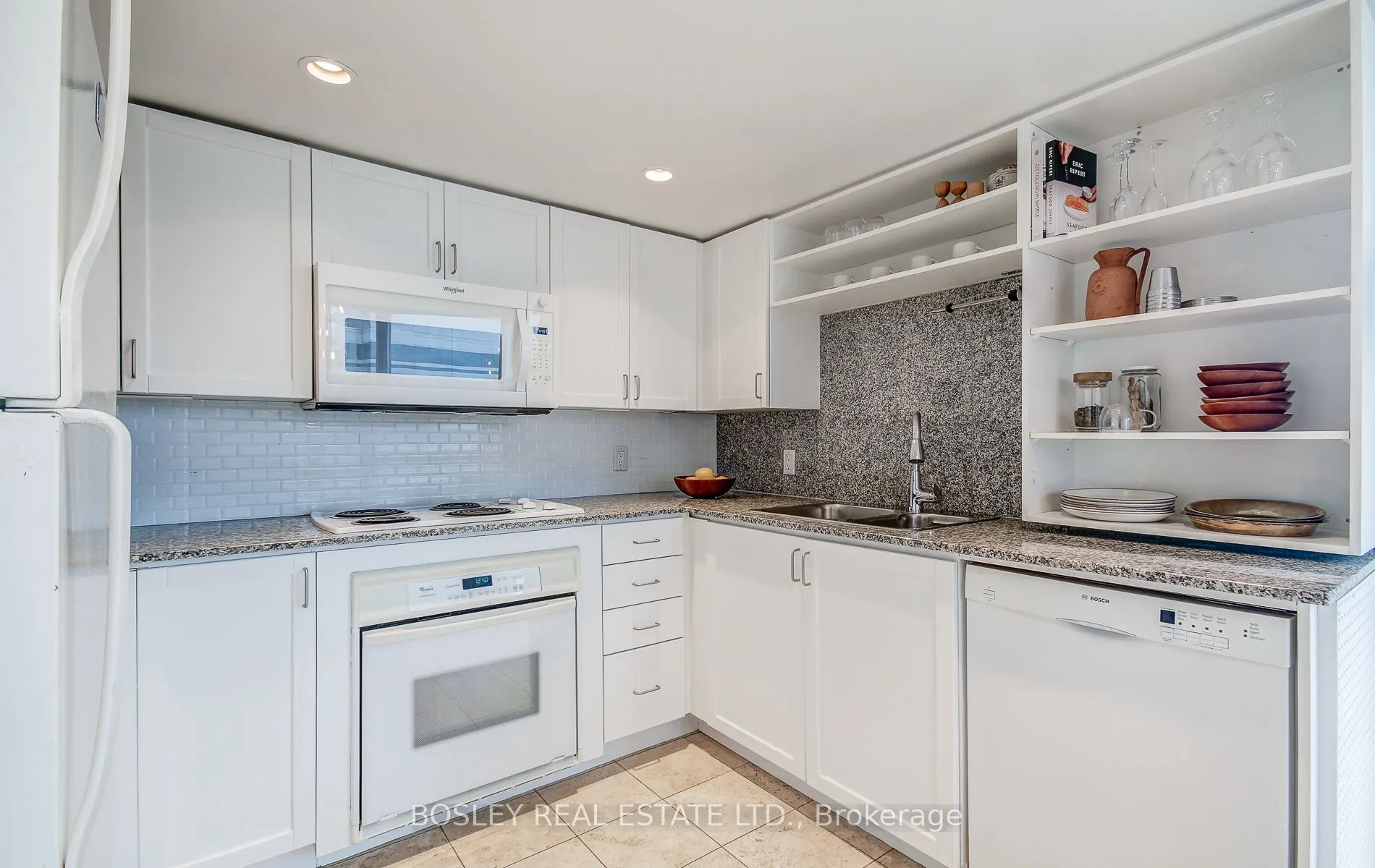 8 Park Road, #2010
