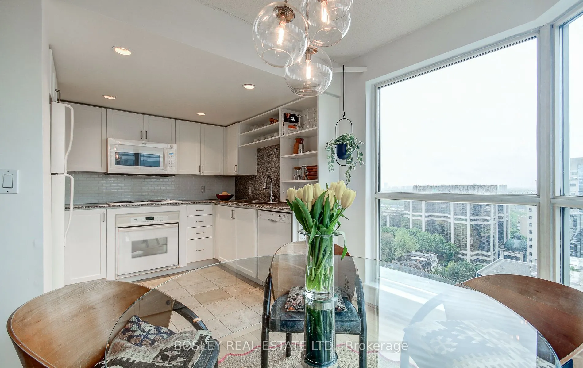 8 Park Road, #2010