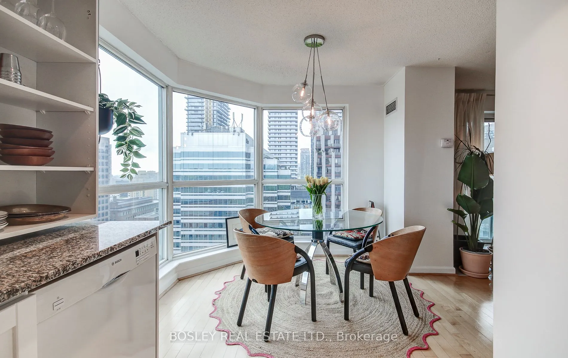8 Park Road, #2010