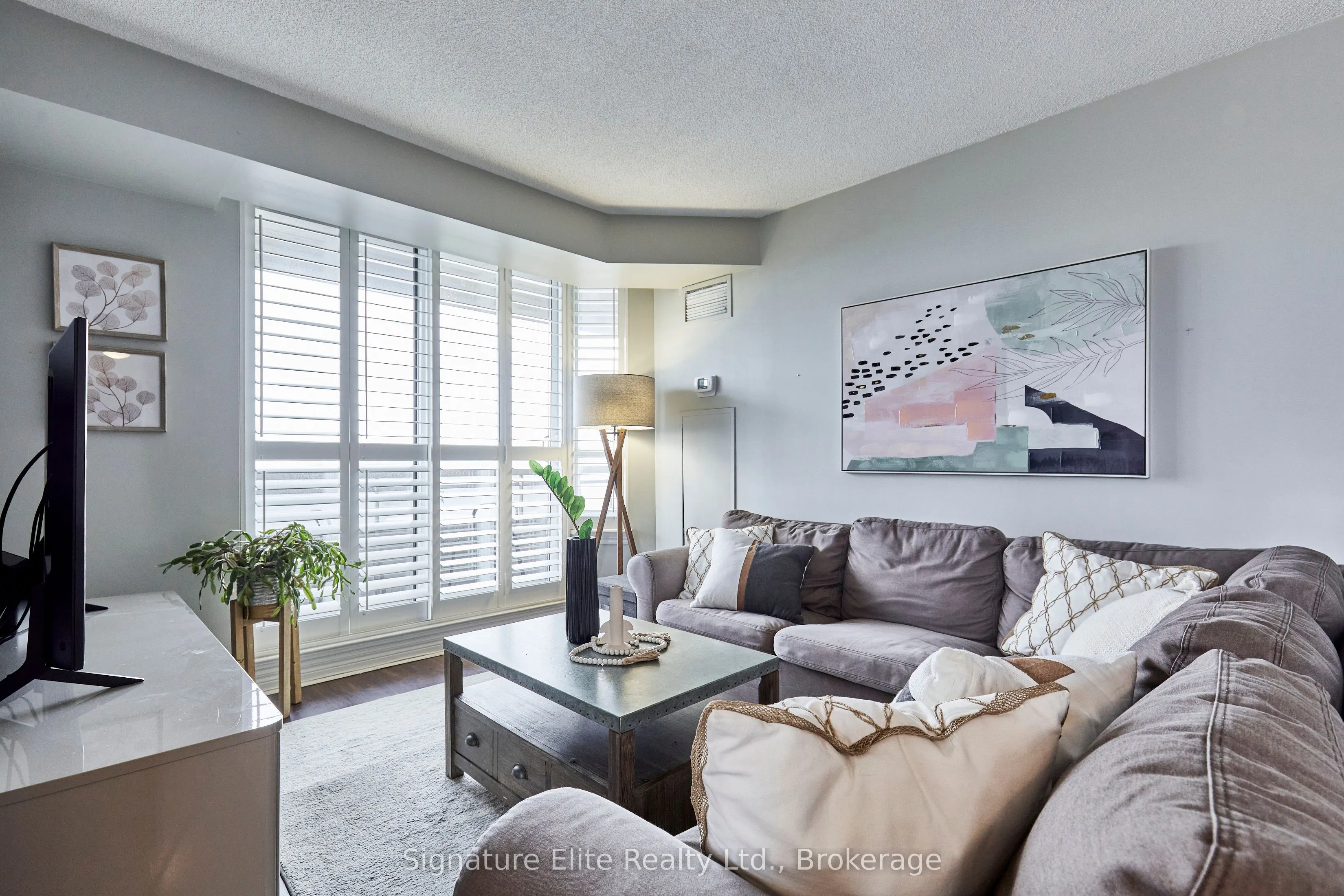 1700 Eglinton Avenue E, #1106