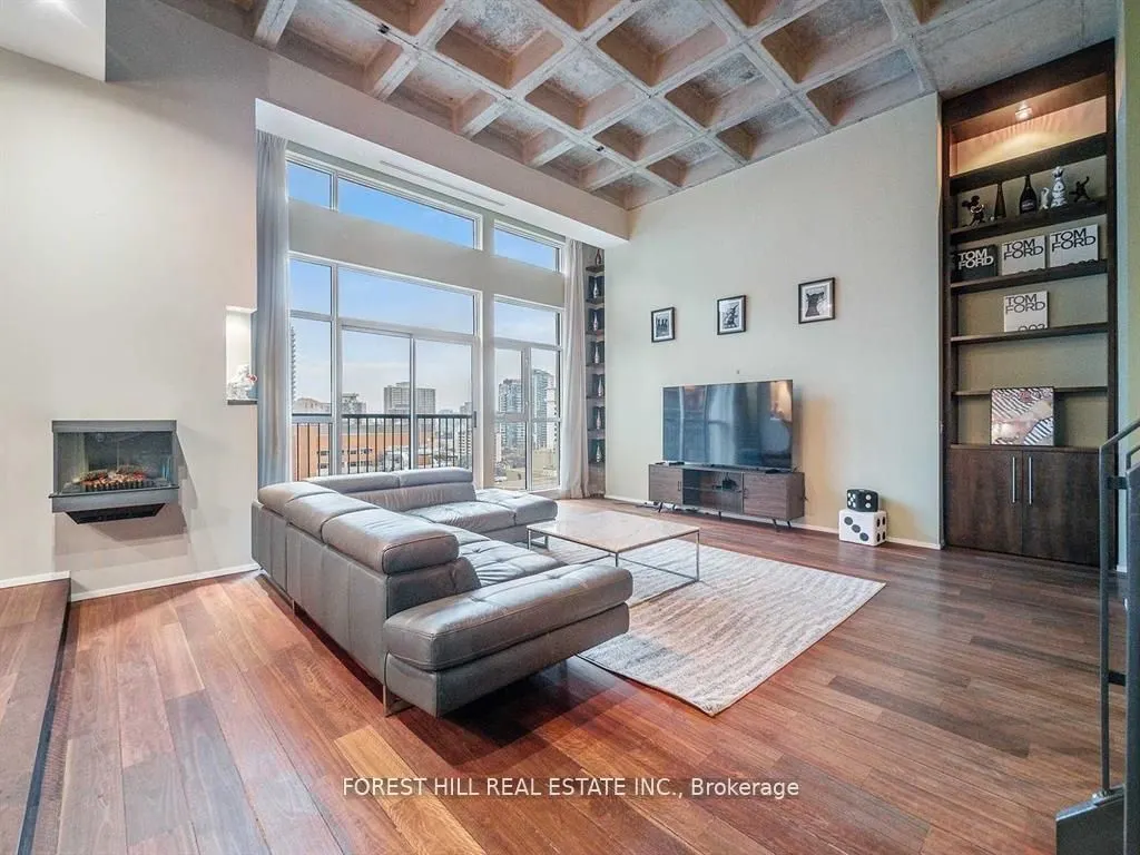 8 Wellesley Street E, #PH7