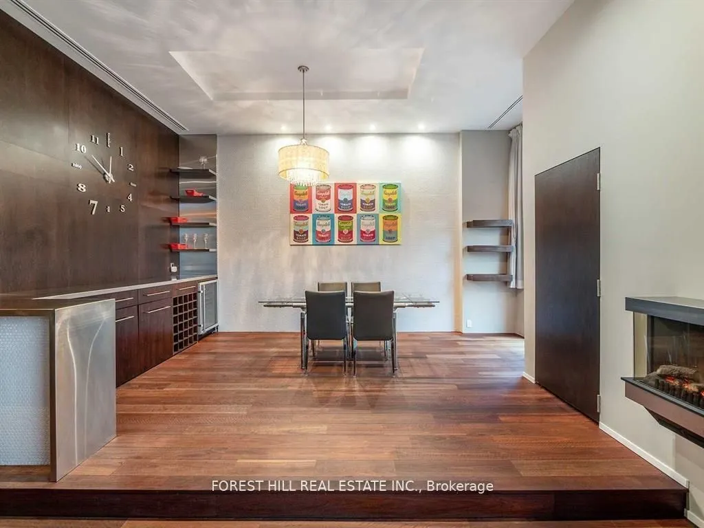 8 Wellesley Street E, #PH7