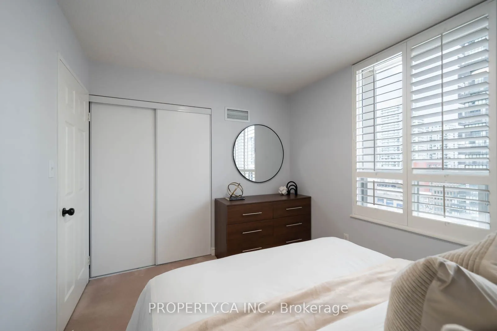 43 Eglinton Avenue E #1902