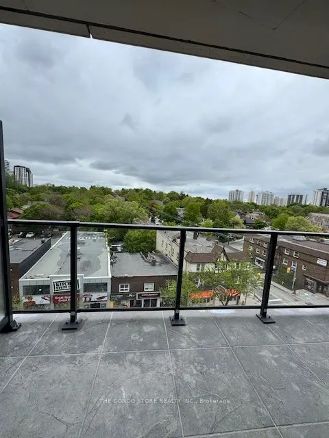 8 Manor Road W, #704