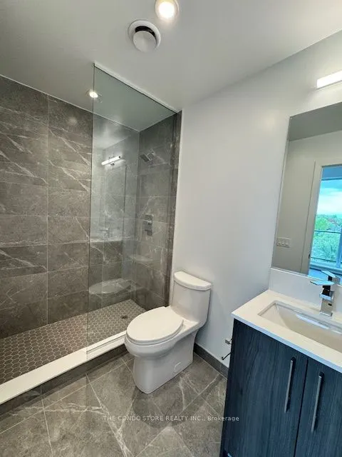 8 Manor Road W, #704