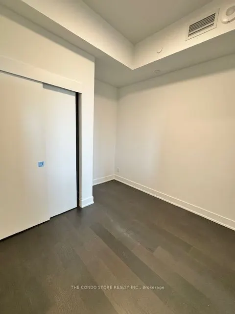 8 Manor Road W, #704