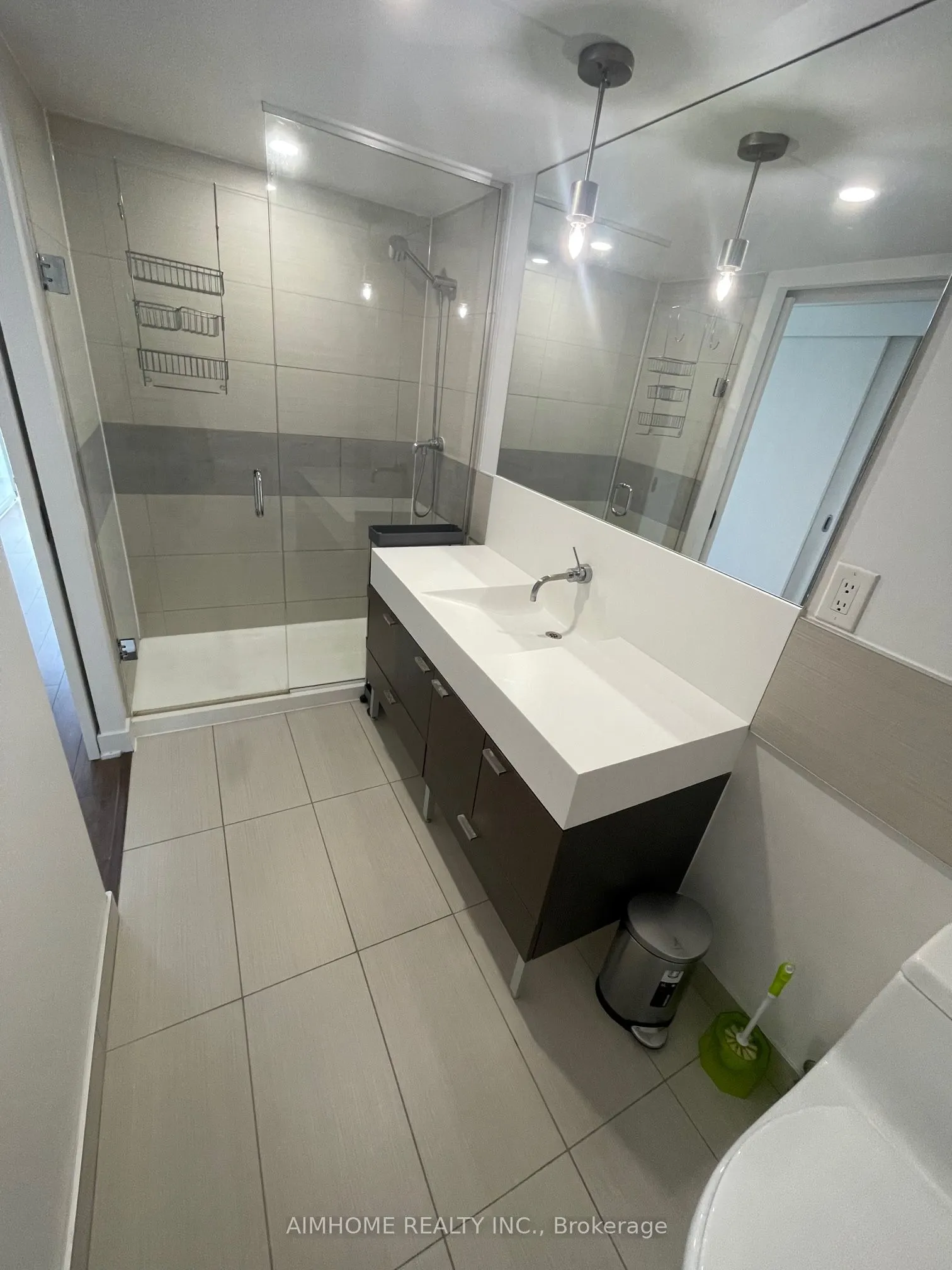 110 Charles Street E #803