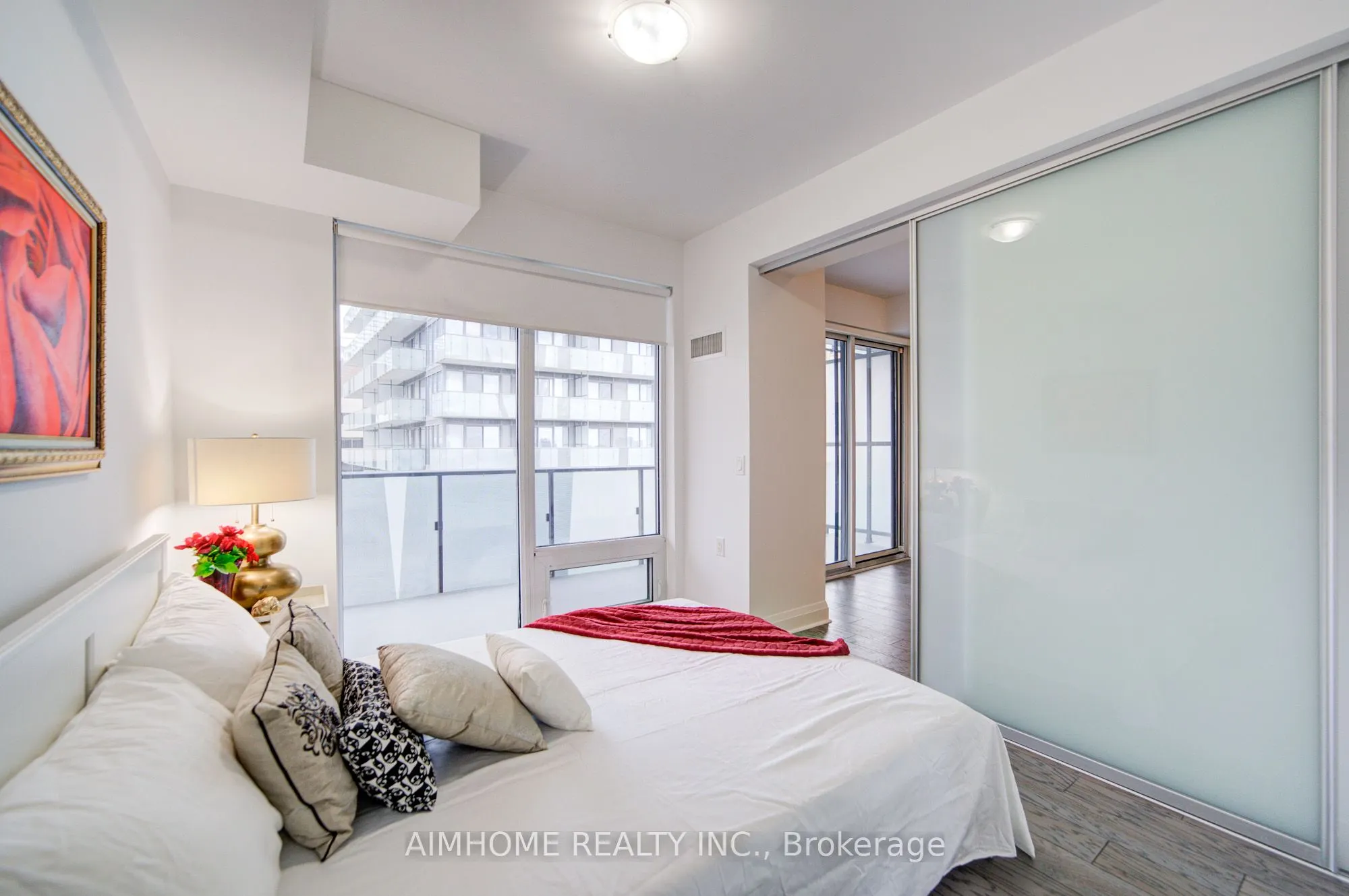 65 St Mary Street #1401