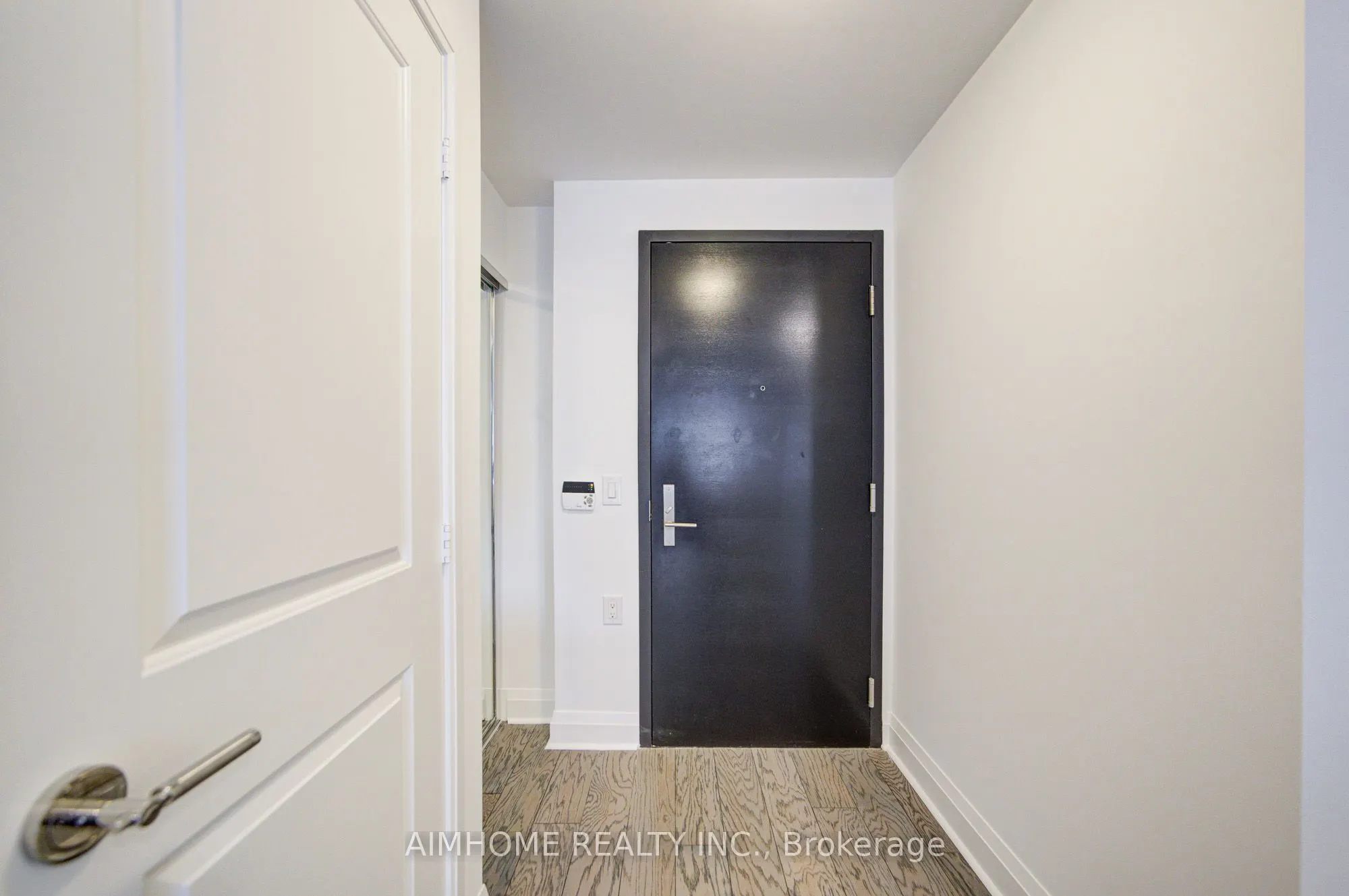 65 St Mary Street #1401