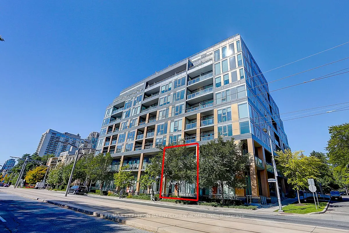 6 Parkwood Avenue #TH107