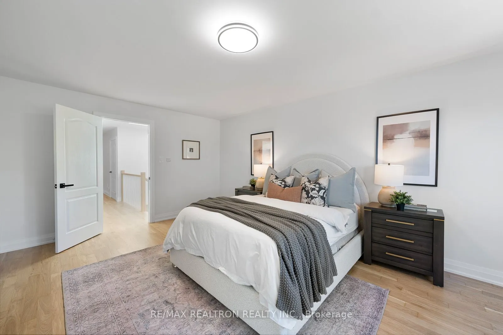 24 Model Avenue