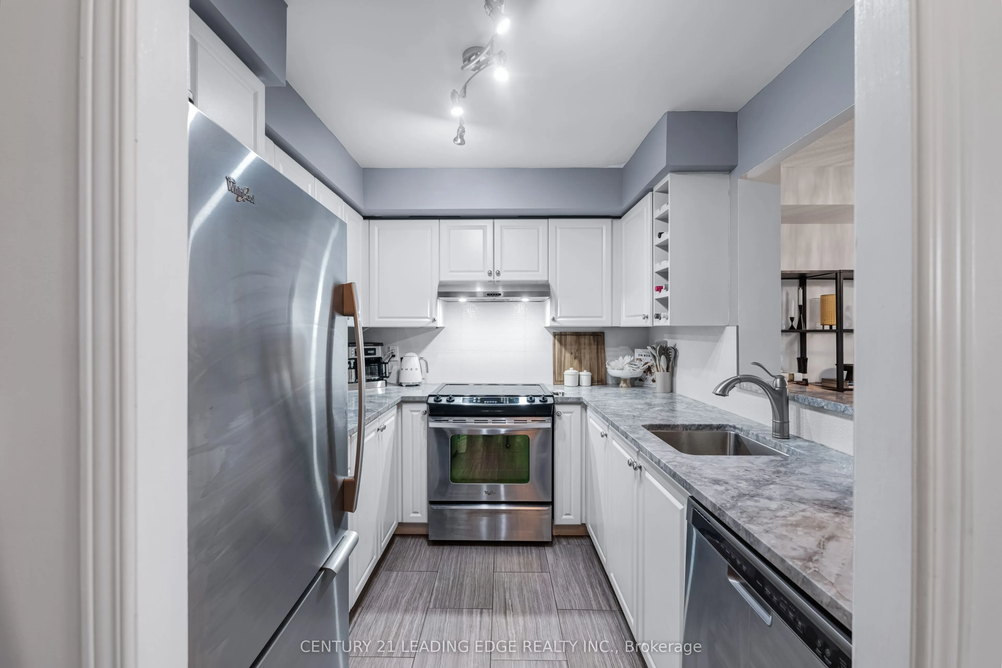 39 Pemberton Avenue, #105