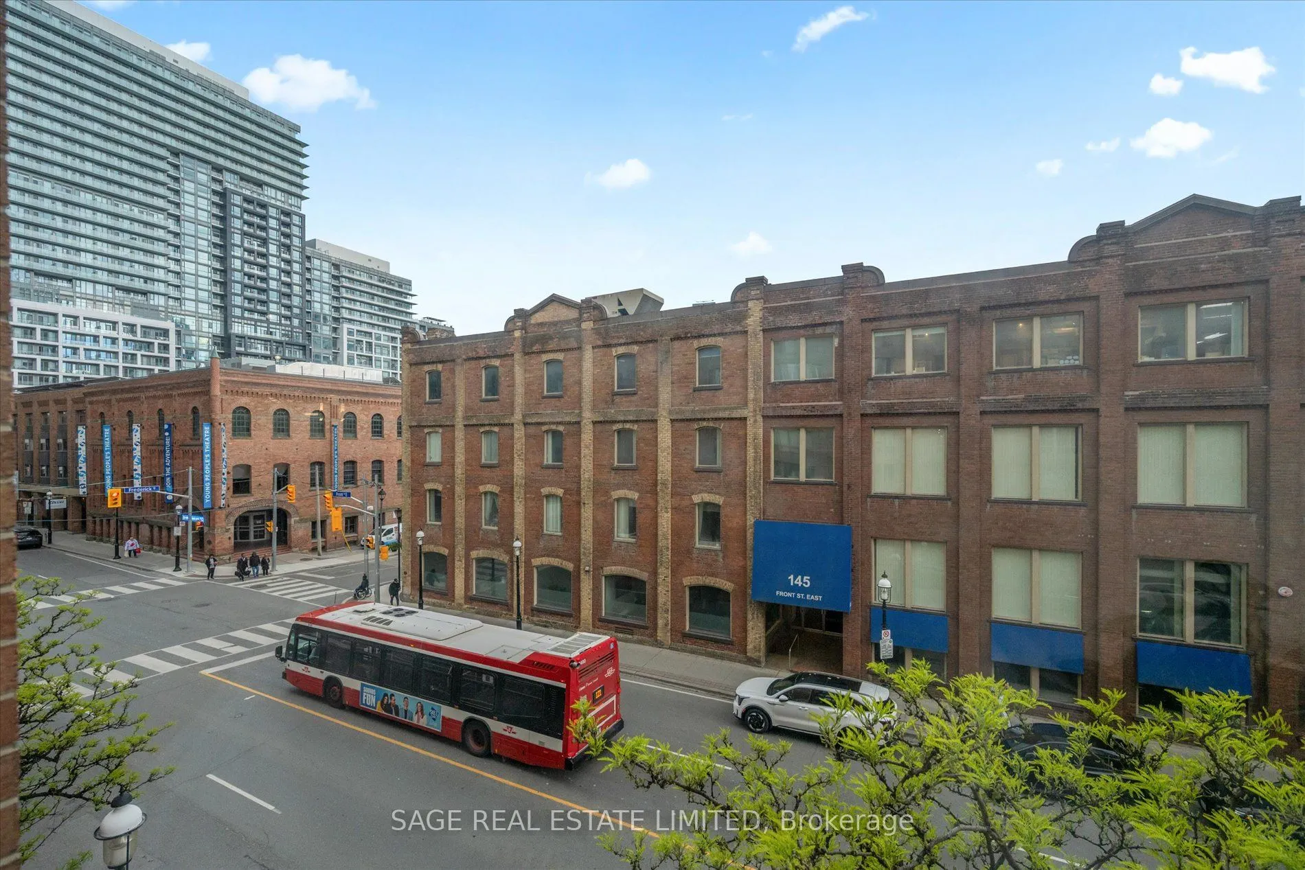 160 Frederick Street, #305