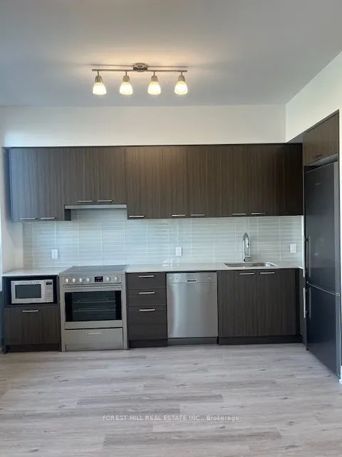 310 Tweedsmuir Avenue, #316