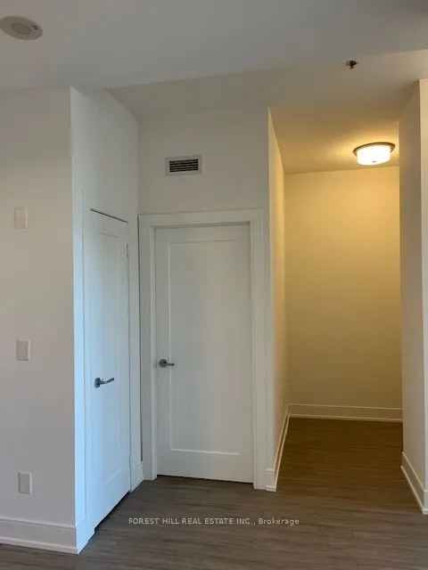 310 Tweedsmuir Avenue, #311