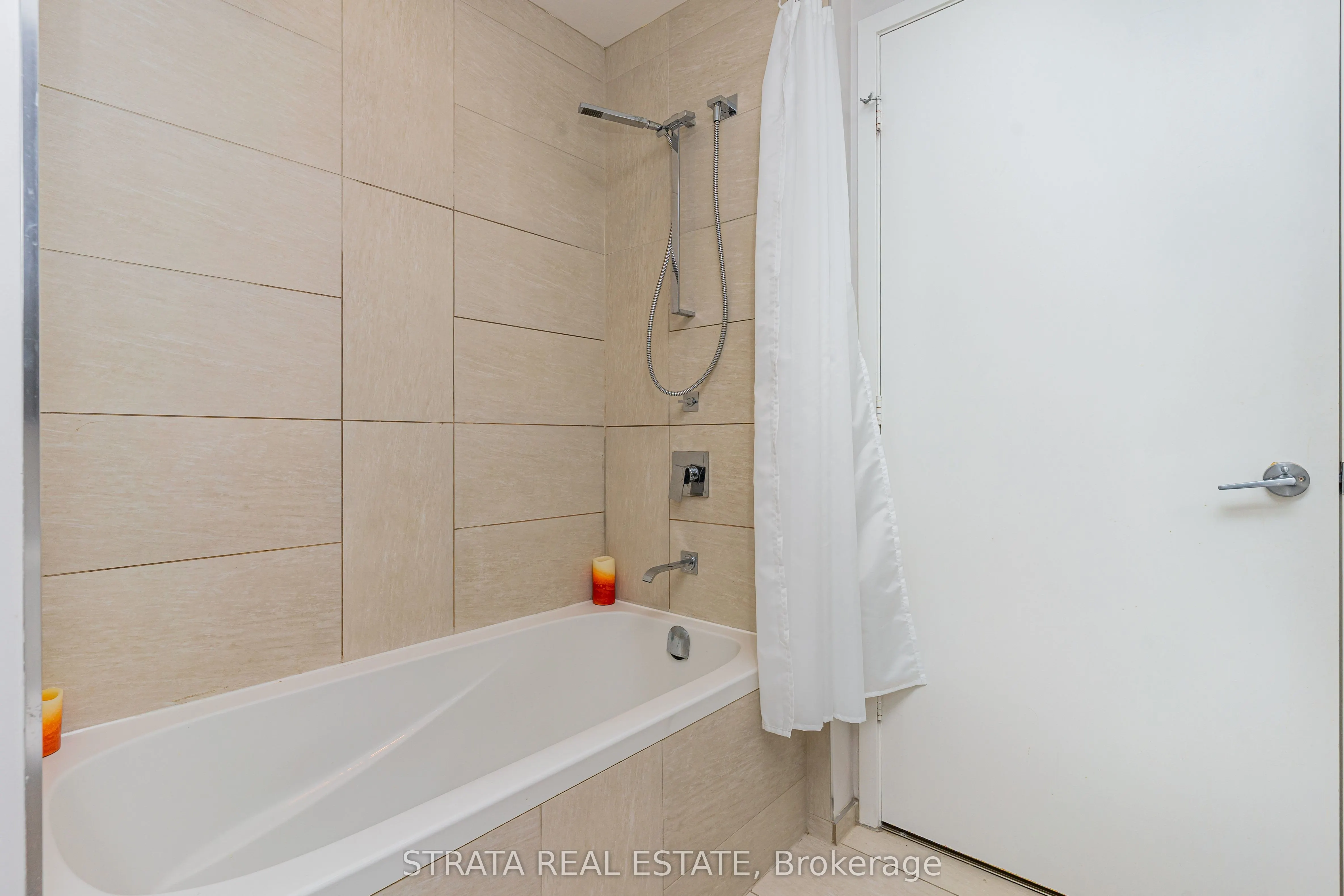 101 Charles Street E #4608