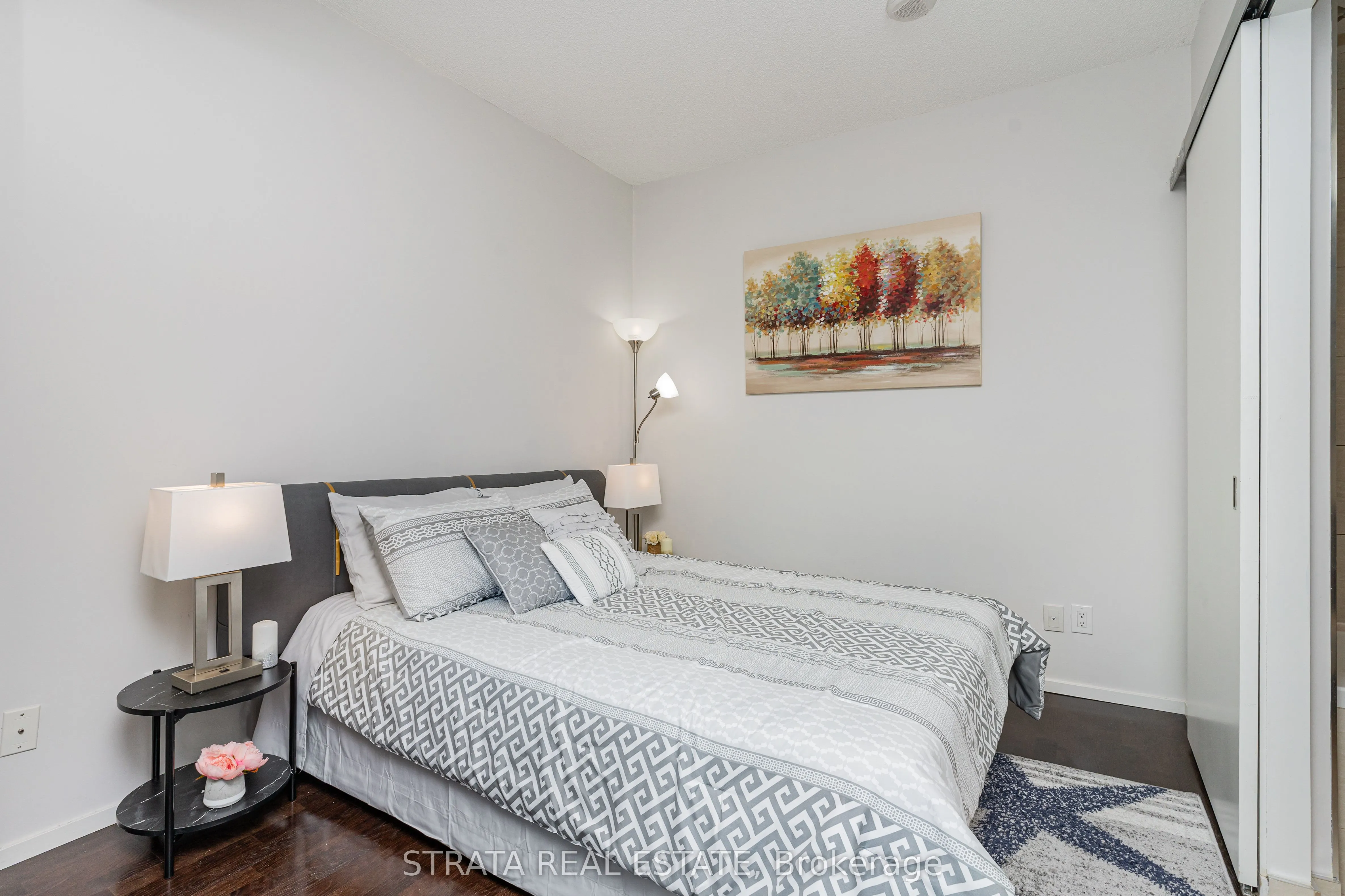 101 Charles Street E #4608