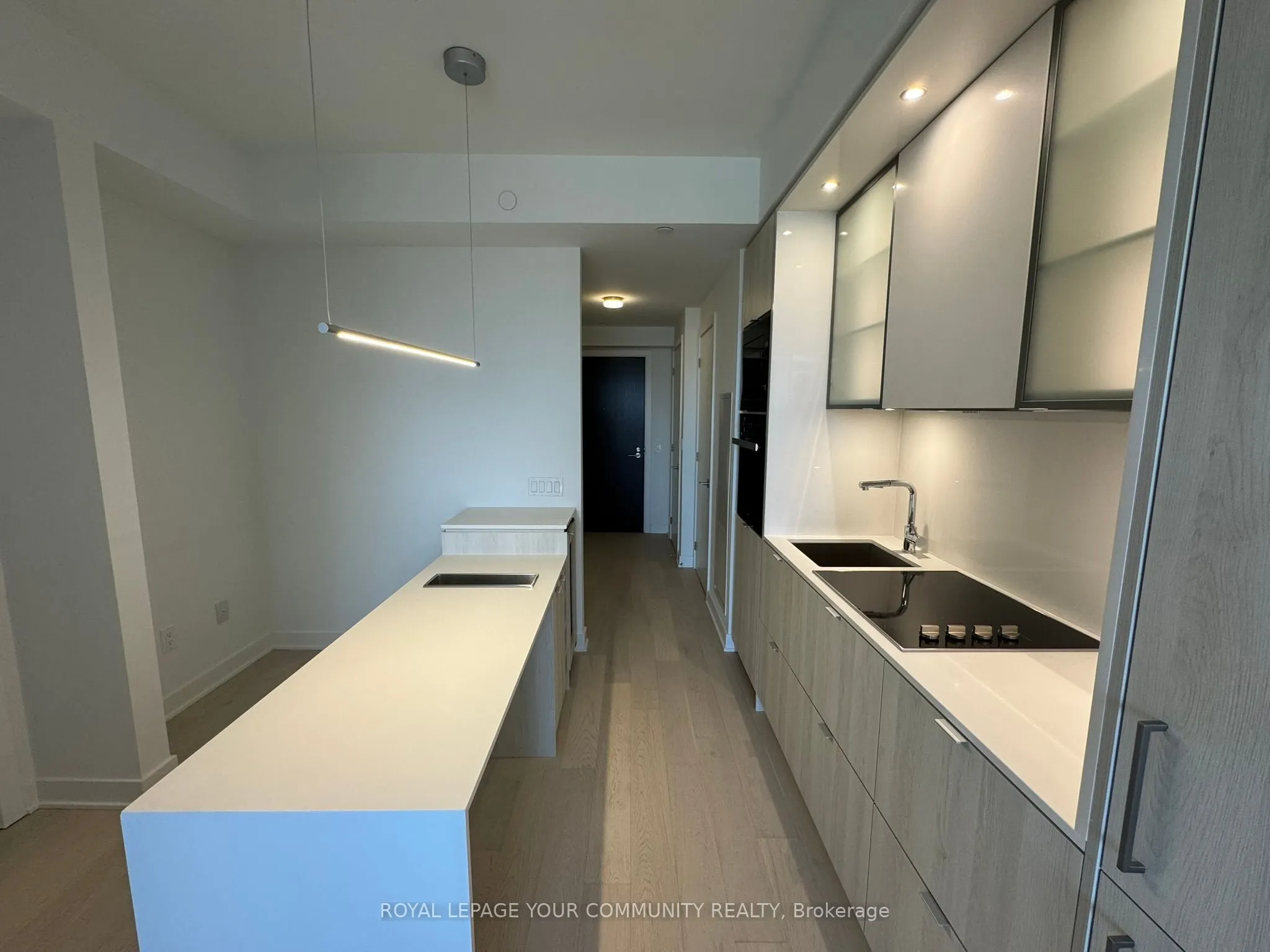 11 Yorkville Avenue, #2204