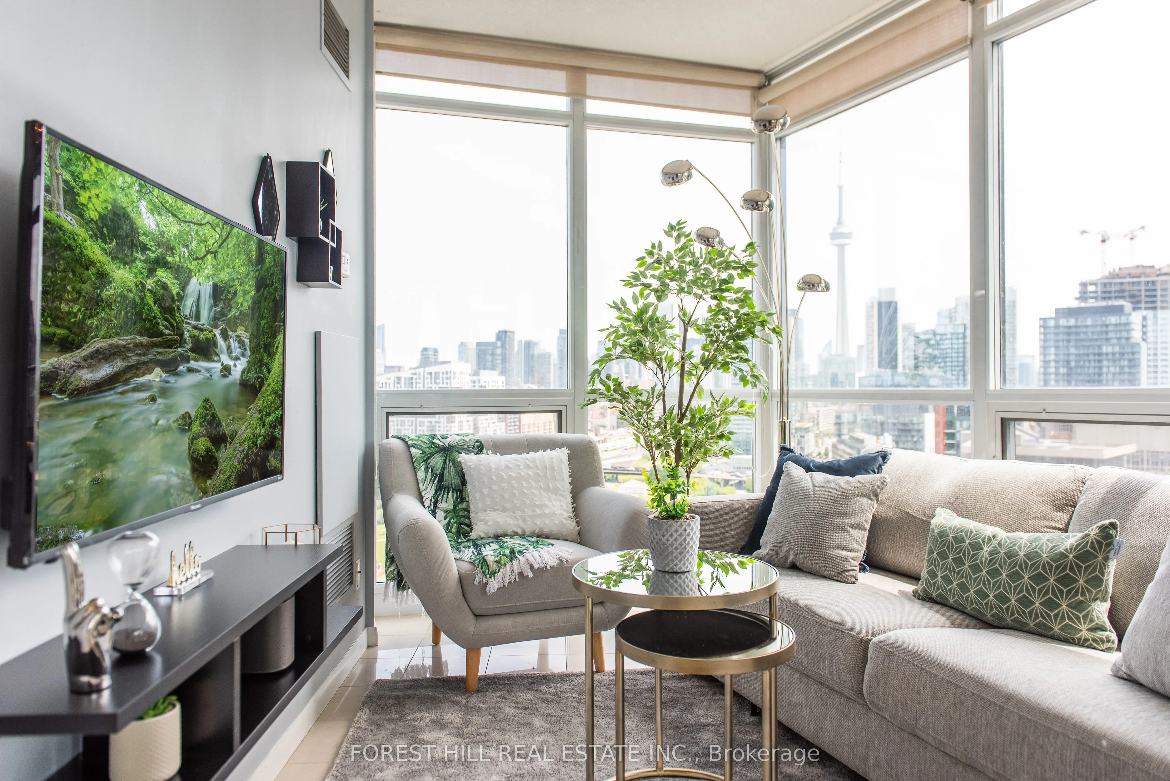 231 Fort York Boulevard, #2111
