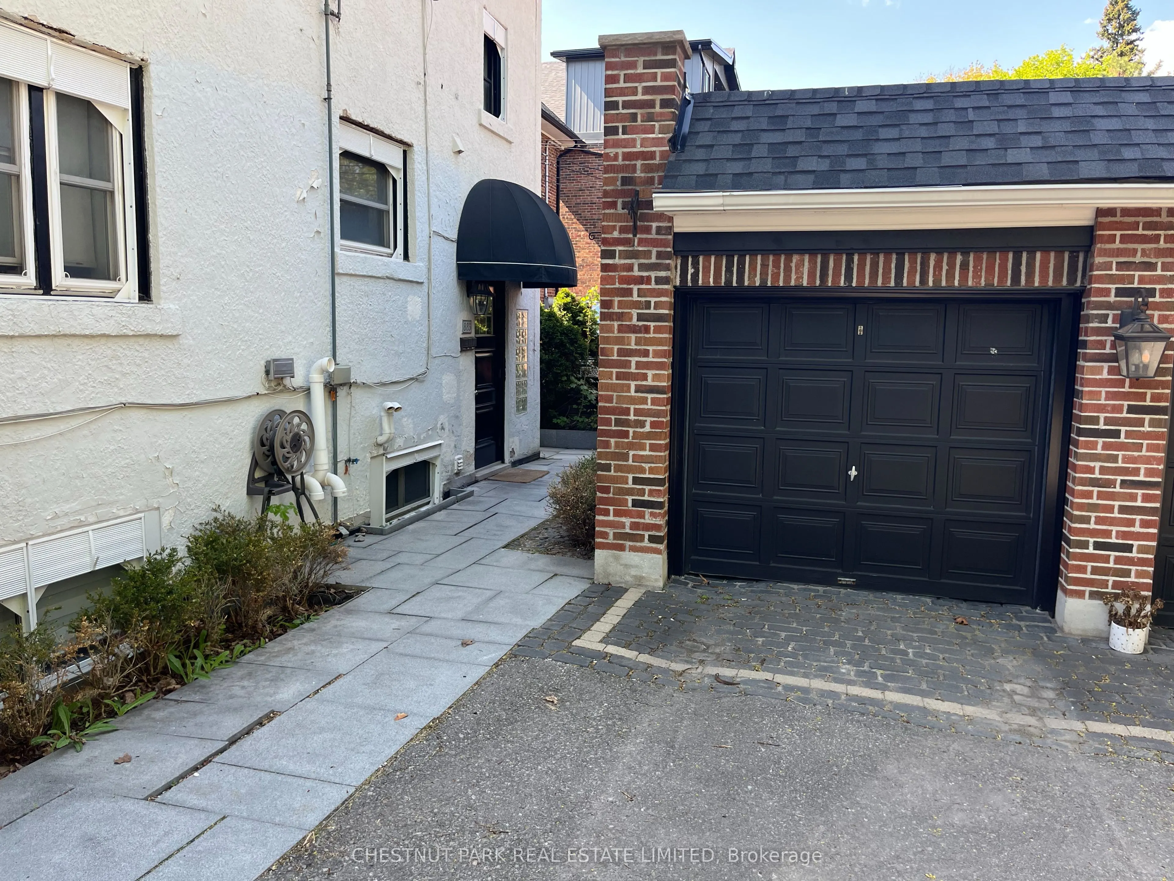 883 Avenue Road, ##2